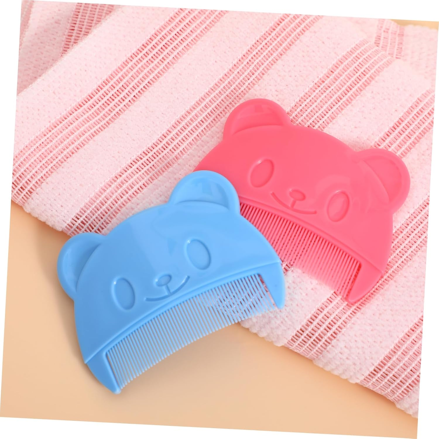 Ifundom 2Pcs Hair Combs Fine Tooth Portable Bear Shape Cradle Cap Removal Comb for Boys and Lightweight Grooming Tool for Dandruff and Detangling image number 3