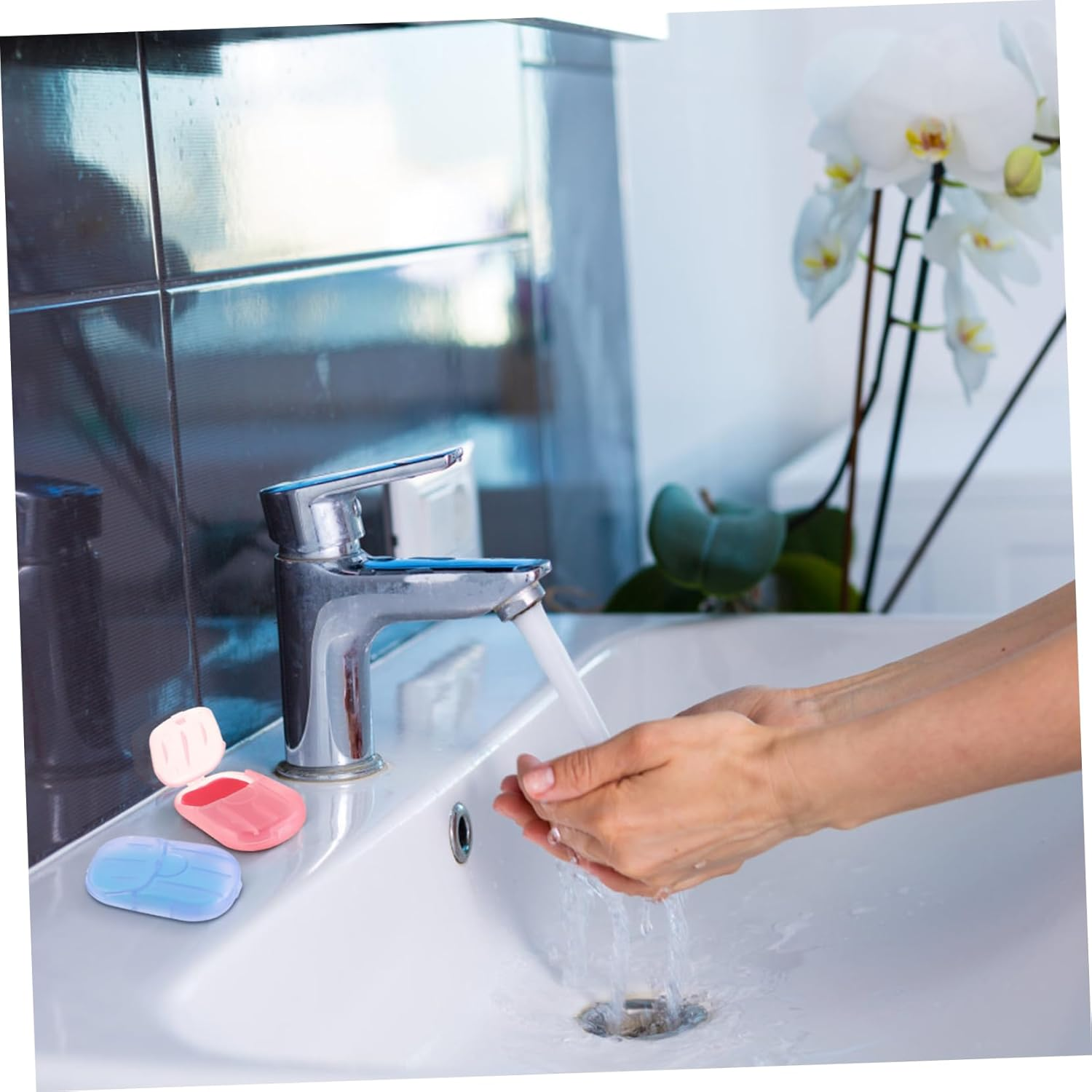 Alasum 120Sheets Portable Travel Soap for Camping and Outdoor Activities Lightweight Dissolvable Hand Soap Gentle Foaming and Moisturizing Assorted Fragrances image number 4