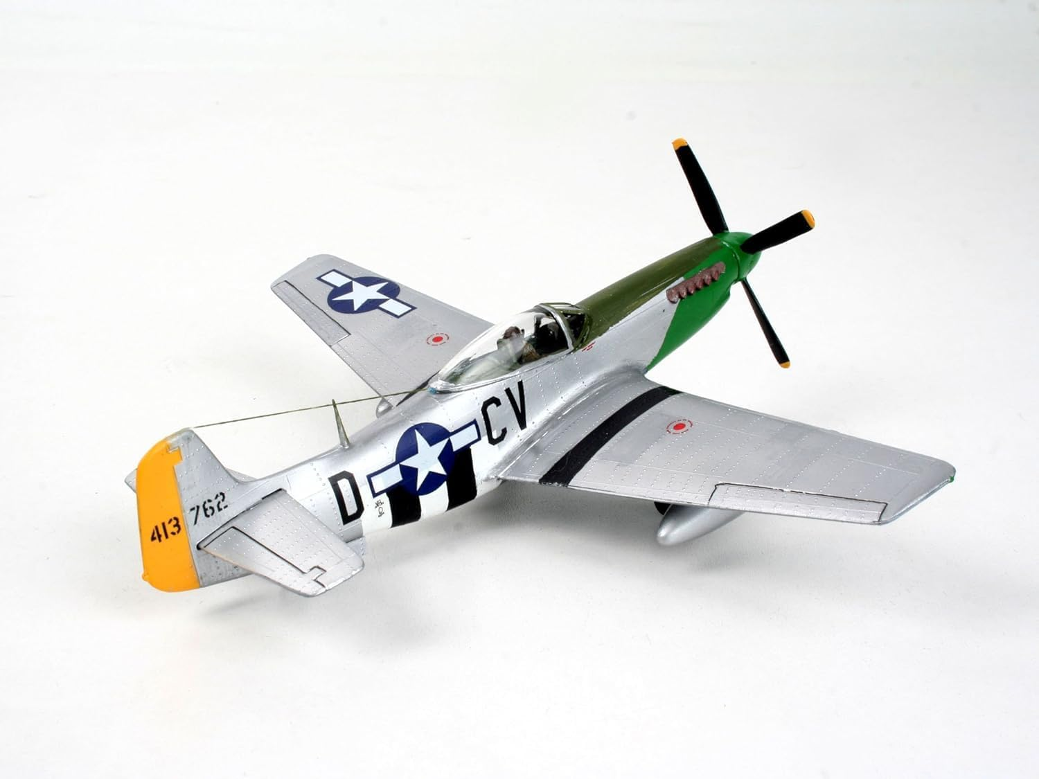 Revell P-51D Mustang 1:72 Scale Model Kit -Plastic Model Kit image number 2
