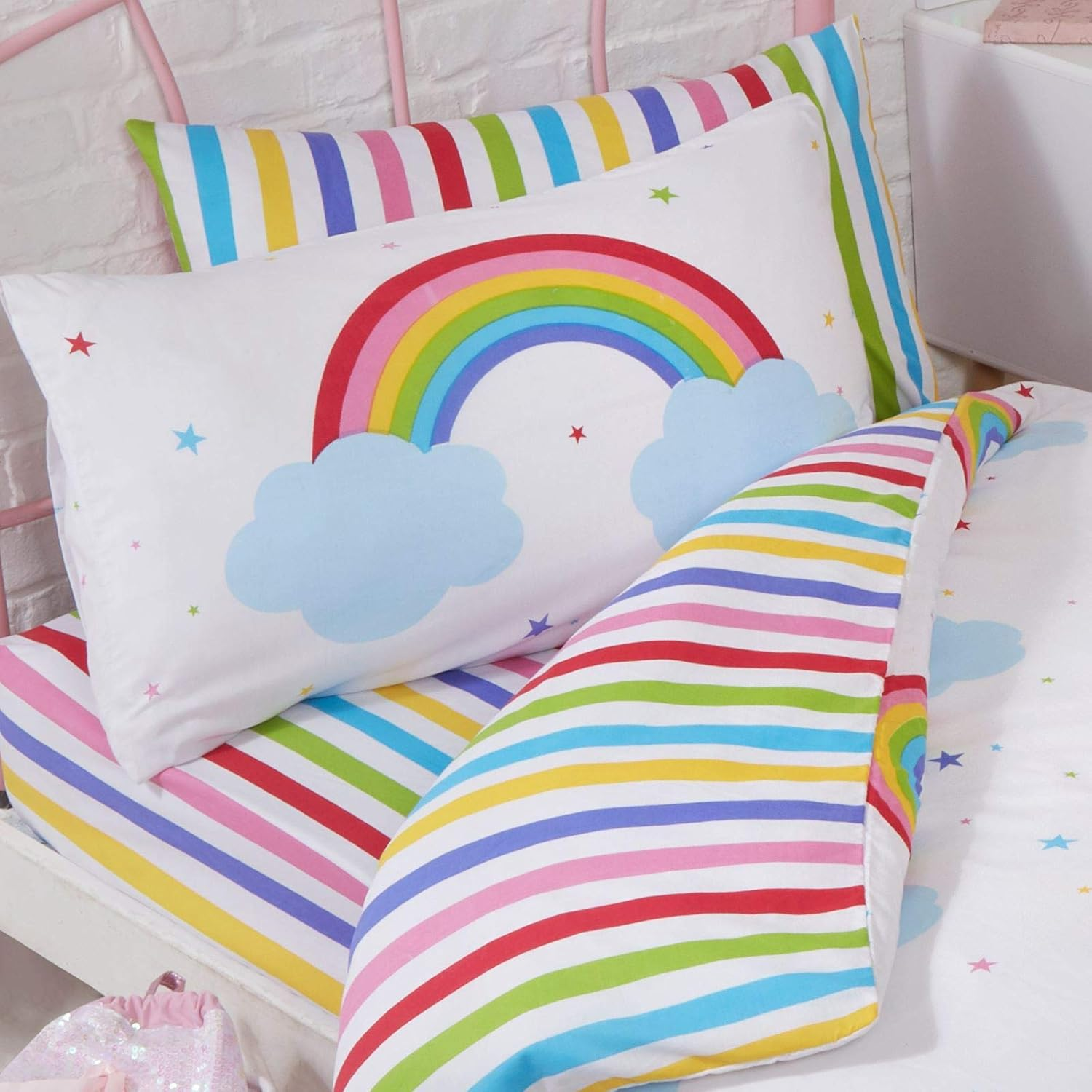 Rainbow Sky UK Double Duvet/Doona Cover and Pillowcase Set image number 3