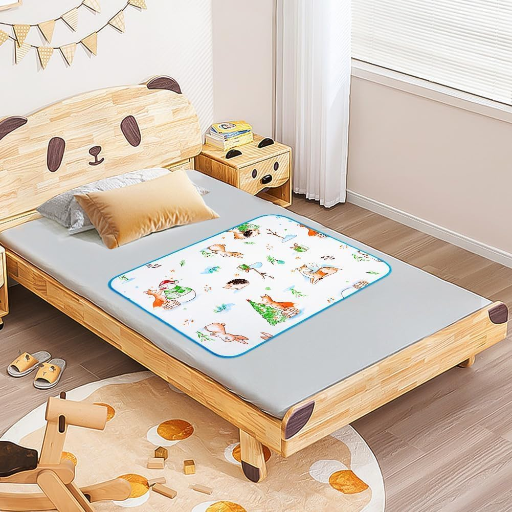 ZONEY Potty Training Bed Pads, Bed Protector for Kids, Bed Wetting Mattress Protector Bed Wetting Sheets Mats, Absorb Water Pads Toddler Sheet Protector,80 * 100Cm(Snowman, M) image number 6