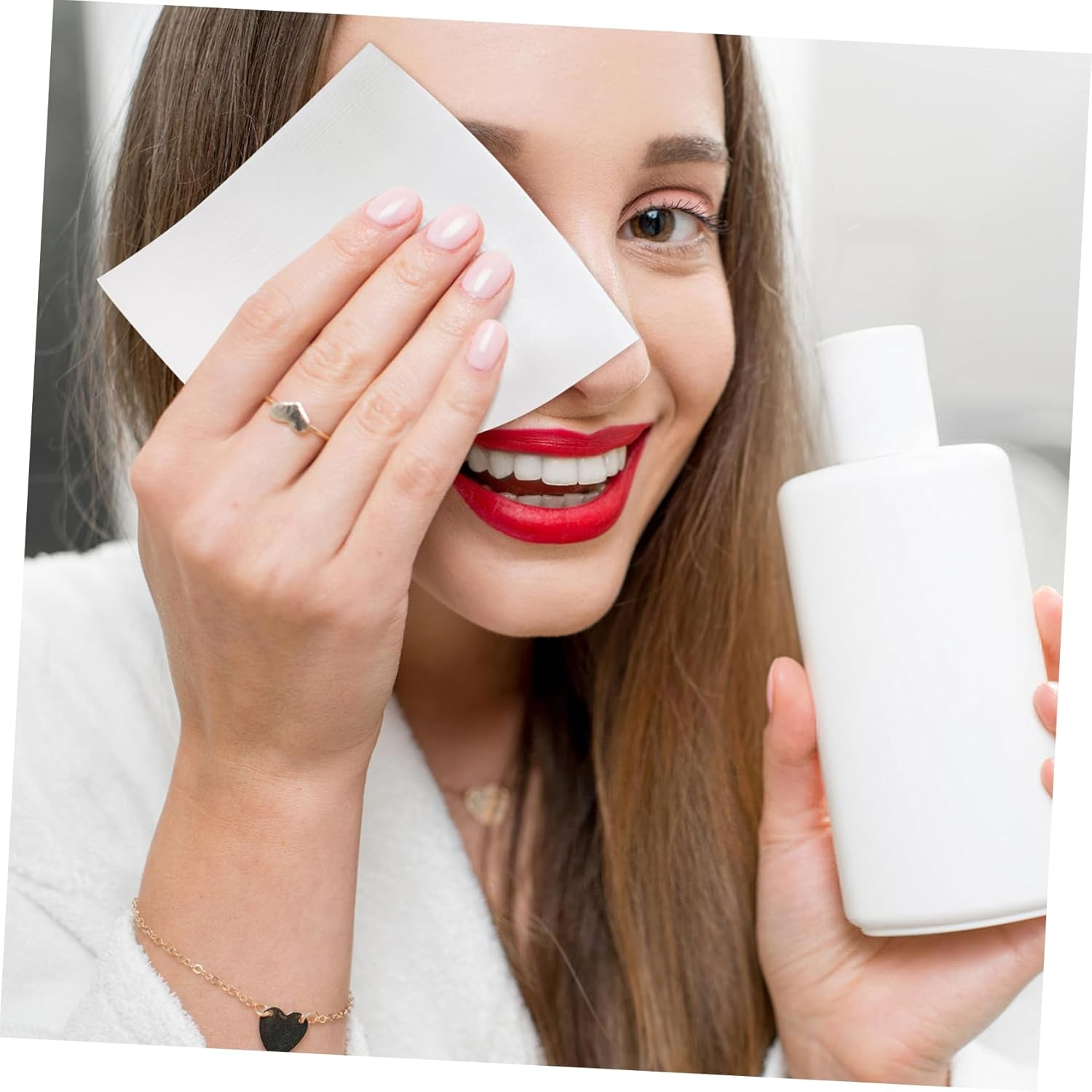 Outanaya 200Pcs Non Woven 10X10Cm Care Supplies First Aid Non Woven Fabric for Medical Use and Personal Care image number 1