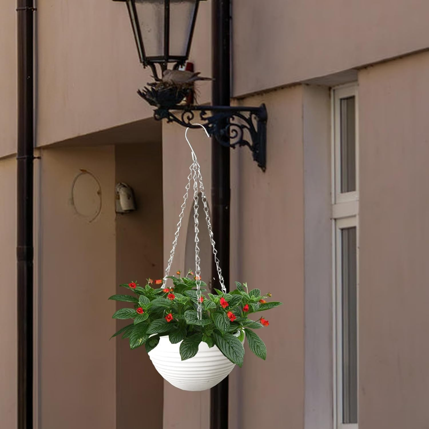 Hanging Planters for Indoor Plants, 3Pcs Hanging Baskets for Outdoor Plants with Drainage Holes and Chain, round Plastic Flower Pots, Hanging Flower Pots for Balcony Garden Decor-White image number 5