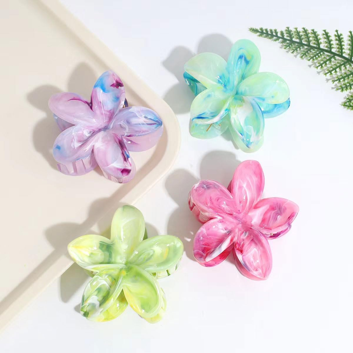 Jushion Pack of 4 Flower Hair Clips, Hawaiian Flower Hair Clip, Non-Slip Acrylic Hair Clip, Egg Flower Hair Claw Clips, Hair Accessories for Women Girls (Colour1) image number 3