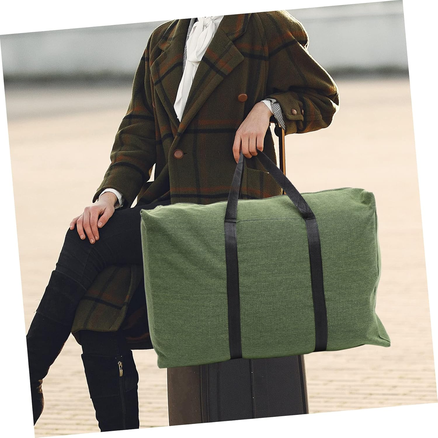 GALPADA Large Duffle Bag Canvas Travel Luggage Bag Olive Green Thickened Military-Style Large Capacity for Clothes Bedding Storage and Travel Random Color image number 4