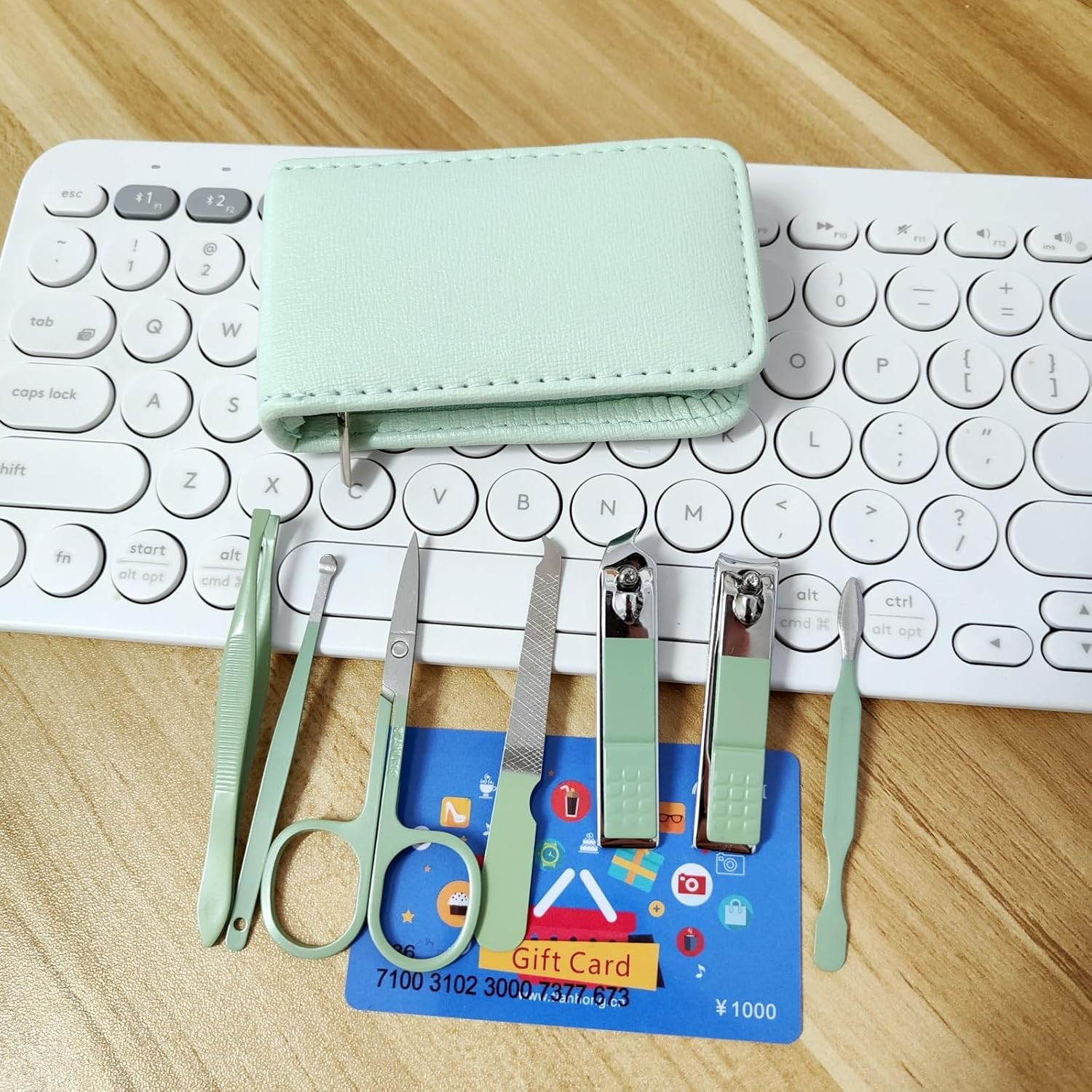 7-Piece Manicure Set, Stainless Steel Nail Care Kit with Case, Mint Green image number 3