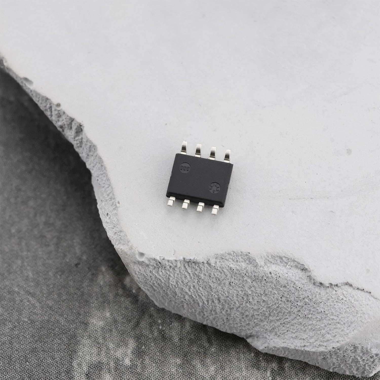 Emagtech 4Pcs ATTINY402-SSN AVR Microcontroller EEPROM 128B Static RAM 256B Flash 4Kb SO image number 5