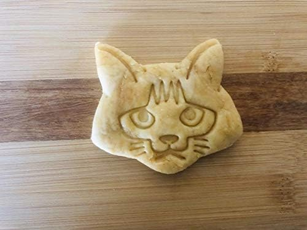 Birman Cat Cookie Cutter, 3 Inch, Face Shape image number 2