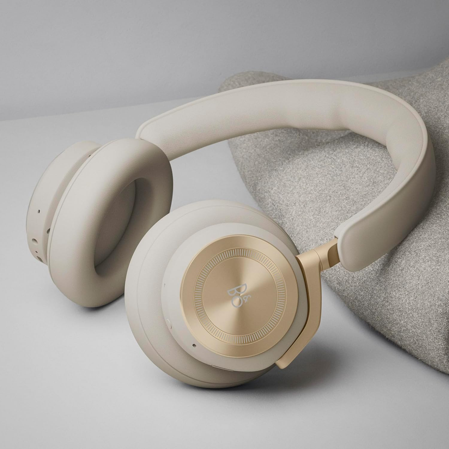 Bang & Olufsen Beoplay HX &ndash; Comfortable Wireless ANC Over-Ear Headphones - Gold Tone image number 1