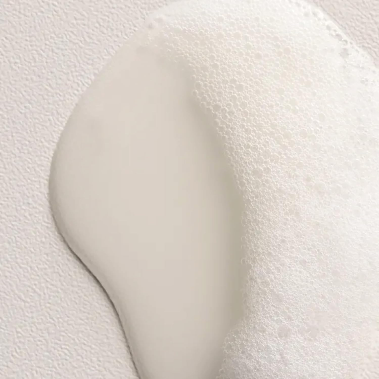 Davines Naturaltech Replumping Shampoo by Davines for Unisex - 8.45 Oz Shampoo, 253.49999999999997 Milliliters image number 4