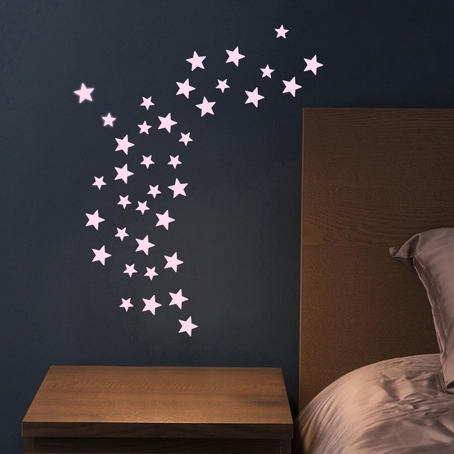Pack of 200 3D Luminous Stars Ceiling Lights Stars Moon Luminous Stars Plastic Stars Luminous for Bedroom Ceiling Starry Sky Decoration (Pink) image number 3
