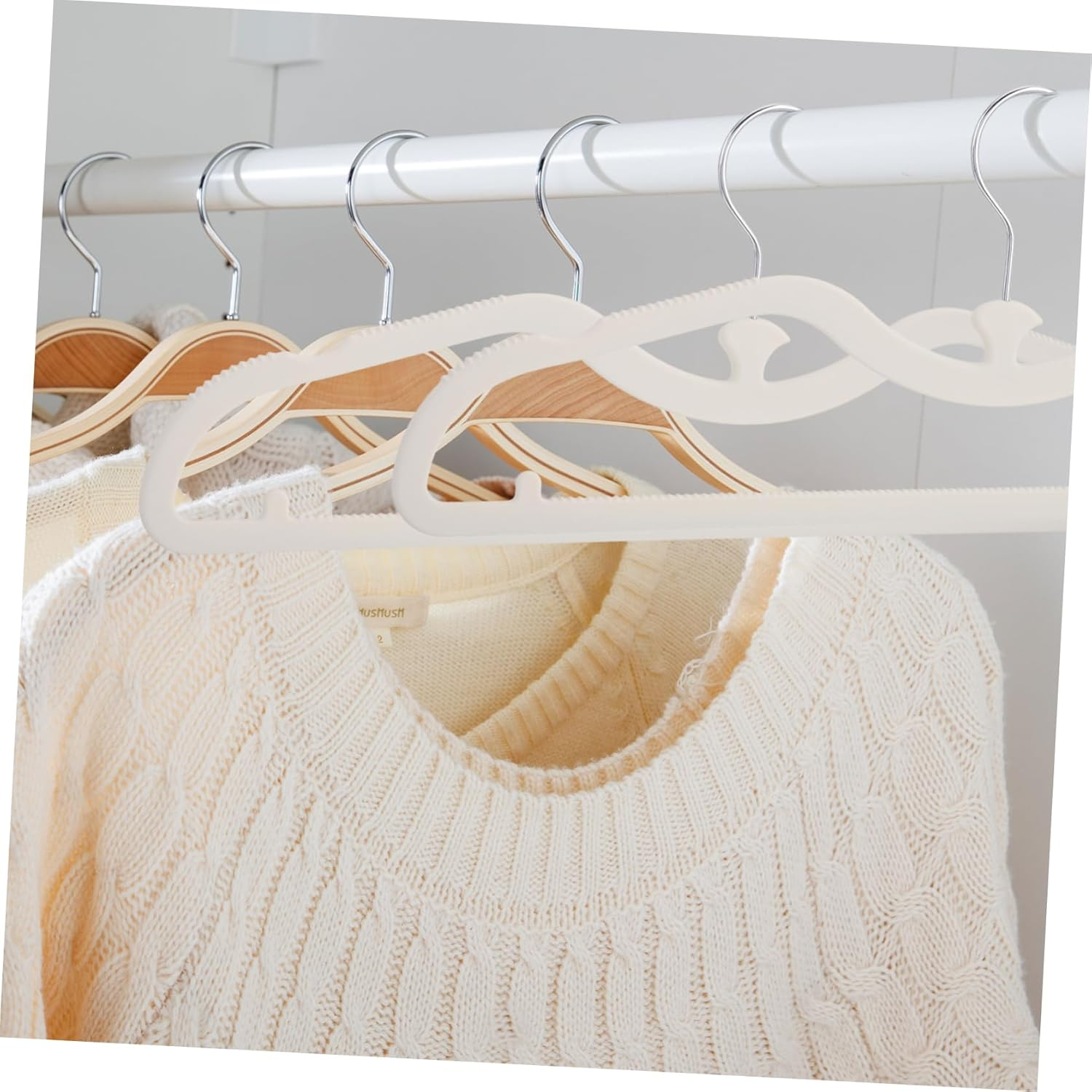 SOLUSTRE Clothing Rack Shelves 10Pcs Silicone Hangers Nonslip Mark-Free Mini Hangers for Wardrobe Organization image number 2