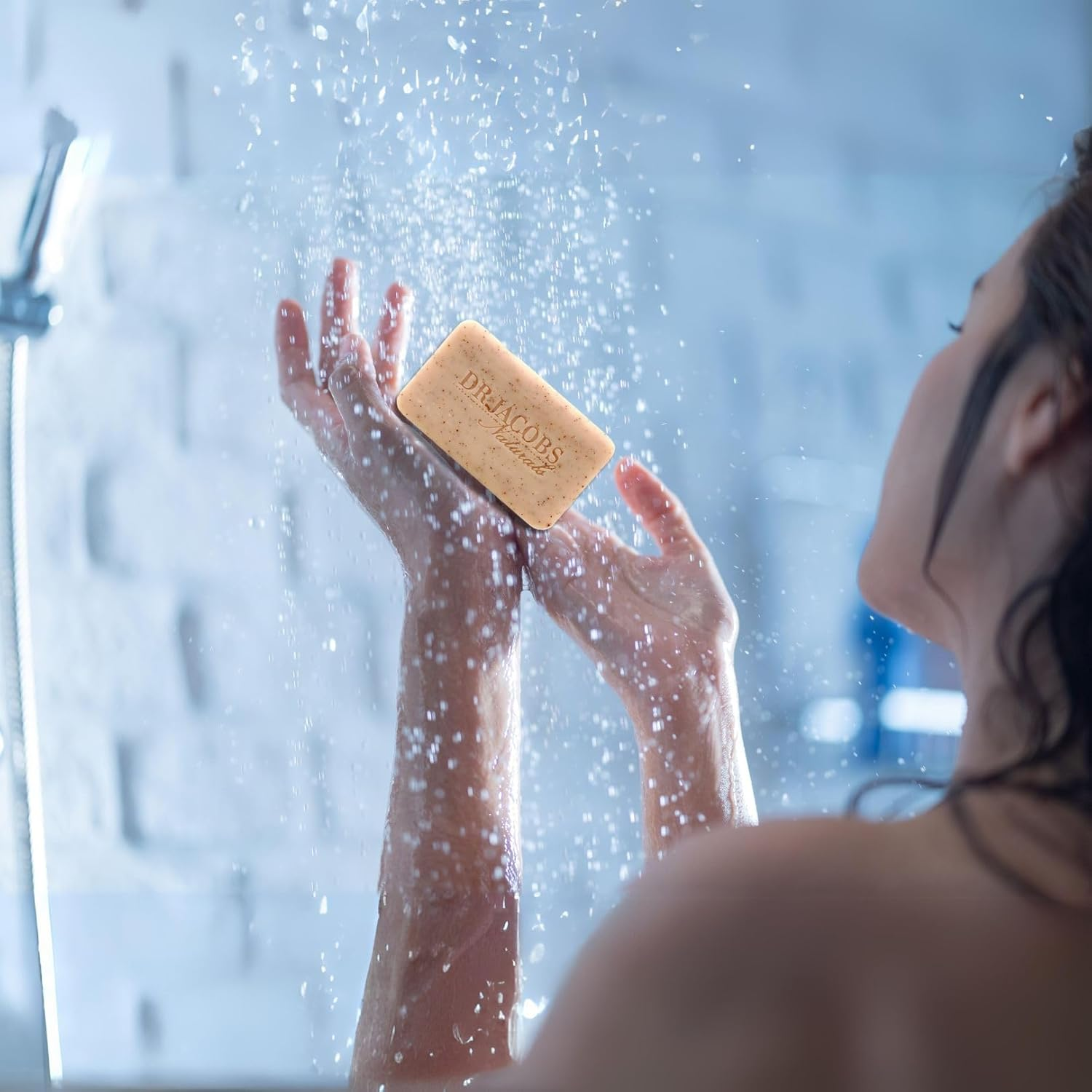 Dr Jacobs Naturals Lucy Rose Loofah Exfoliating Castile Soap image number 4