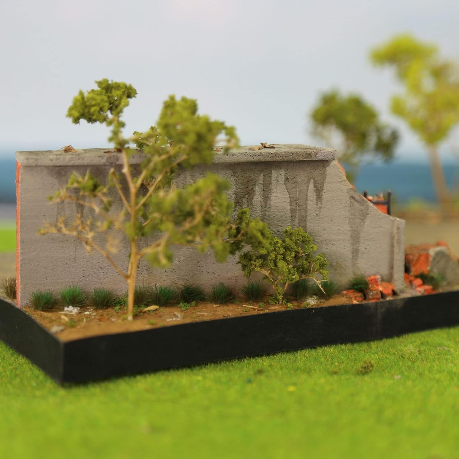 208 Pcs Static Grass Model Grass Tufts Railway Artificial Grass Miniature Grass Tuft Terrain Kit for DIY Model Terrain Scenery Railway Fairy Garden Diorama Scenery(Green, Small) image number 6