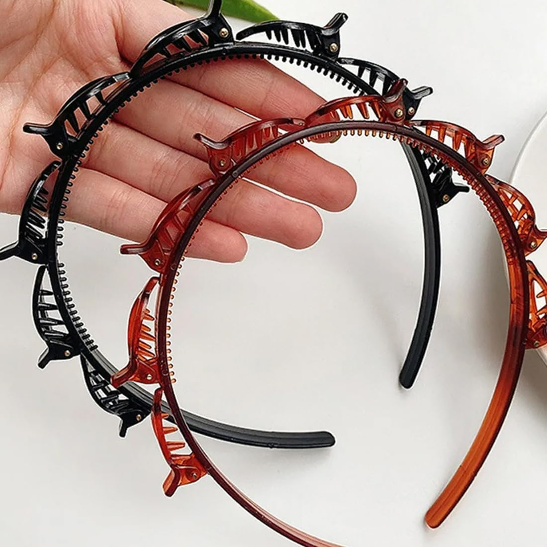 ZORVUJI Pack of 2 Hair Twister Headbands, Double Bangs Hairstyle Hairpin, Headband with Clips, Double Bang Hairstyle Hairpin, Headband with Teeth for Women