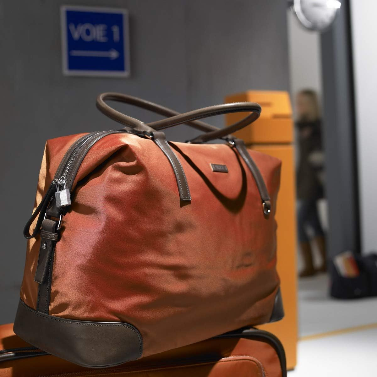 MASTER LOCK Small Padlocks [Key] [Keyed Alike] [Family Pack of 4] 9120EURQNOP - Best Used for Backpacks, Luggage, Computer Bags, Locker, Gym and More, Silver image number 6