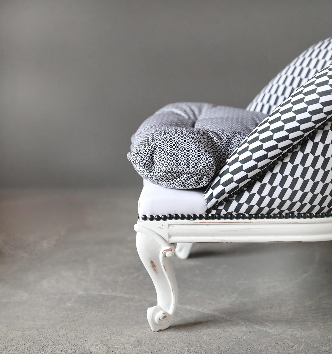 Adnan Bostan Furniture - Pavpav Collection, Cat Bed, Cat Furniture, Decorative Cat Bat, Cat Beds, Decorative Cat Furniture, Cat Sleeping Bed, Decorative Cat Couch, Modern Cat Bed (Black & White) image number 2