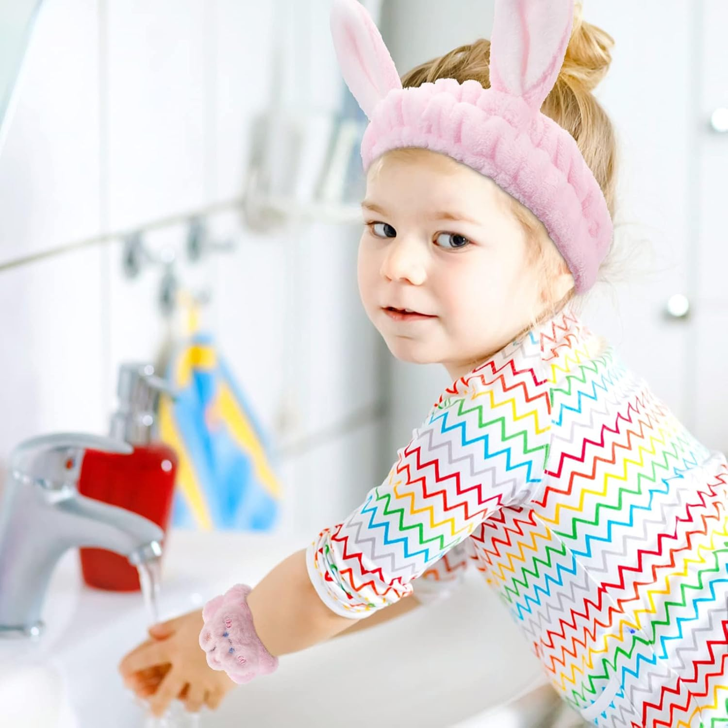 Wrist Wash Band with Hairband, Pack of 3 Bunny Ears Headband Make Up, Face Wash Headband, Pink, Headband Cosmetic Rabbit Ears for Spa, Yoga, Beauty image number 6