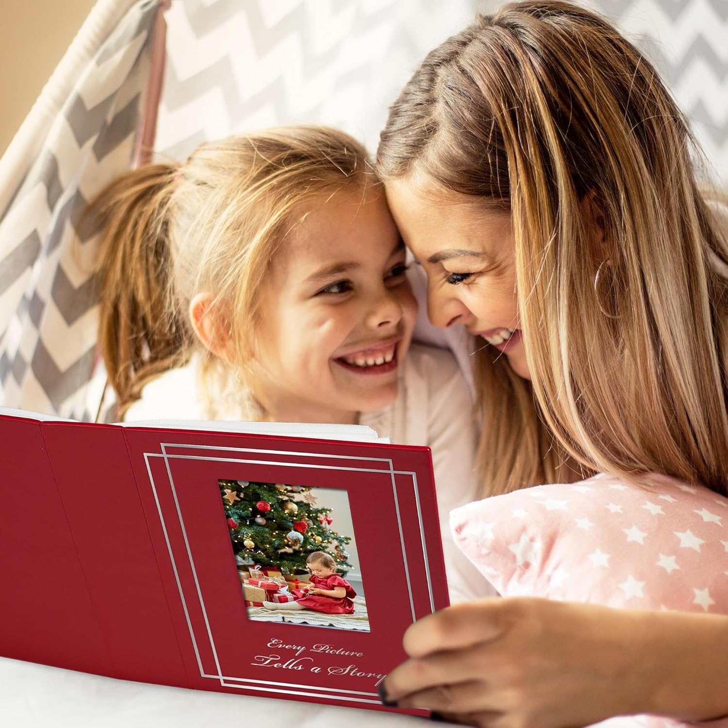 Photo Album 4X6 100 Photos Leather Cover Wedding Photo Albums Extra Large Capacity Picture Book with Beautiful Prints Presents for Wedding Baby Vacation Red image number 6