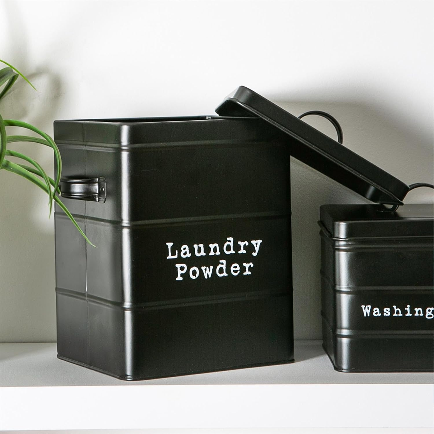 Harbour Housewares Vintage 5.5L Biscuit Tin with Labels - Black - Metal Kitchen Biscuit Barrel Box Storage Bin Canister Cookie Jar Caddy Container image number 5