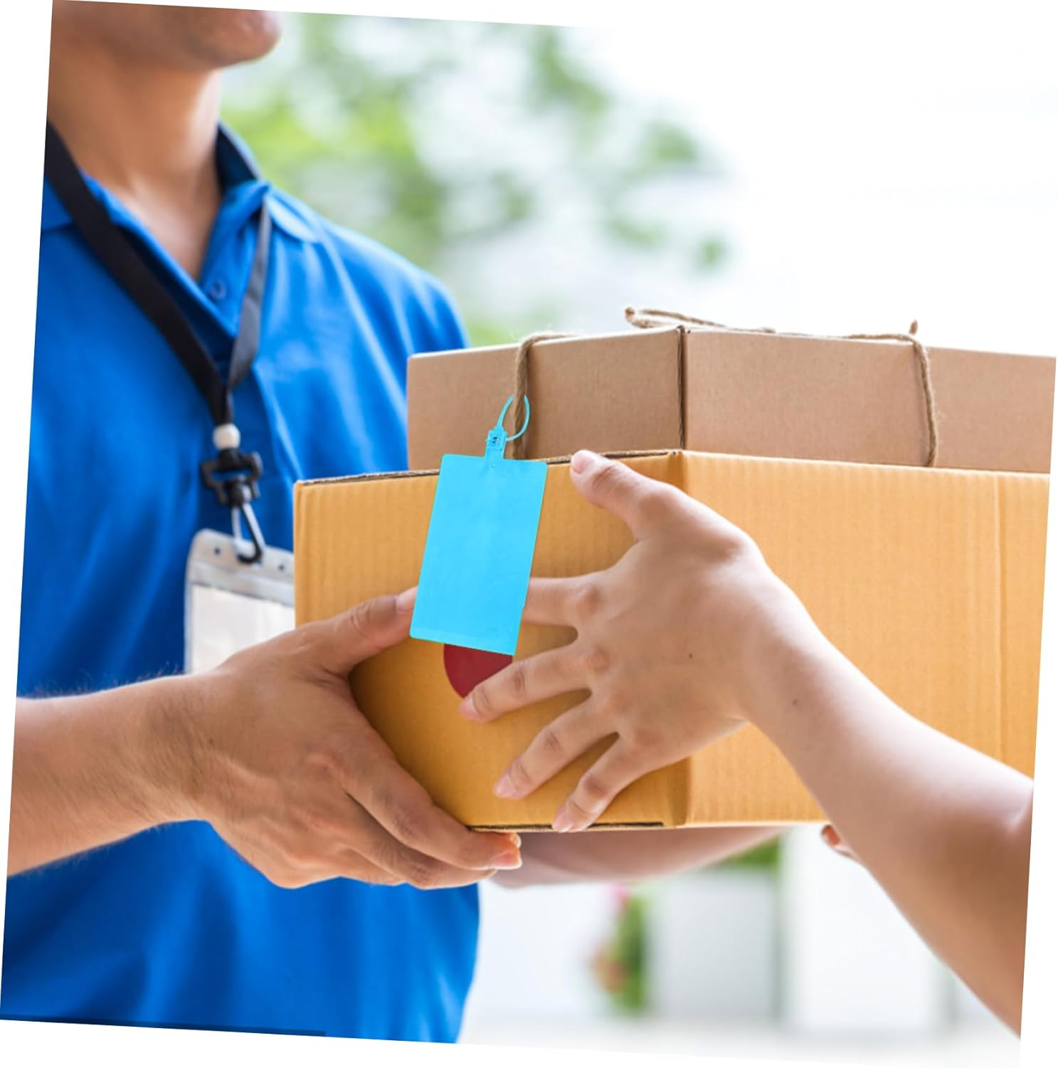 MUCKLILY 100Pcs Logistics Tag Plastic Labeling Tags for Cable Wire String Shipping Label for Luggage Shipping Travel image number 1