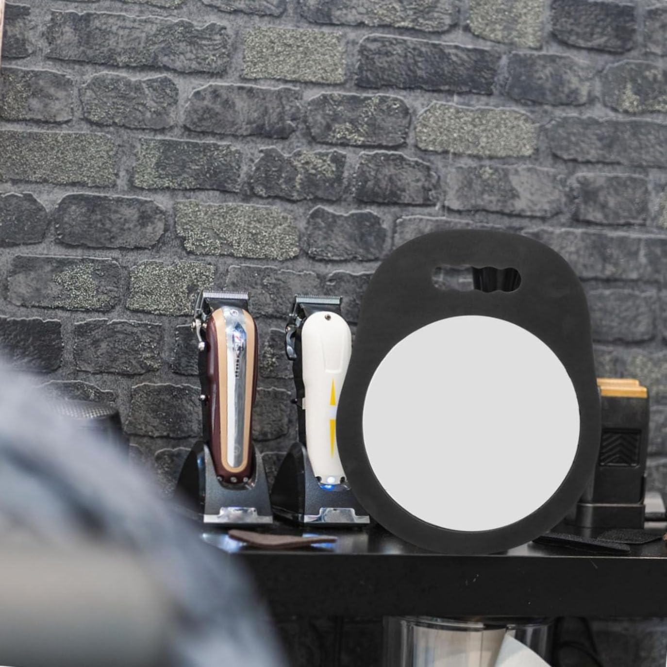 Yeanifeana Black Handheld Oval Mirror with Handle, 18 Cm Salon & Barber Haircut Mirror, Self Cut Mirror, Hair Cutting Mirror, Hand Mirrors with Handle image number 3