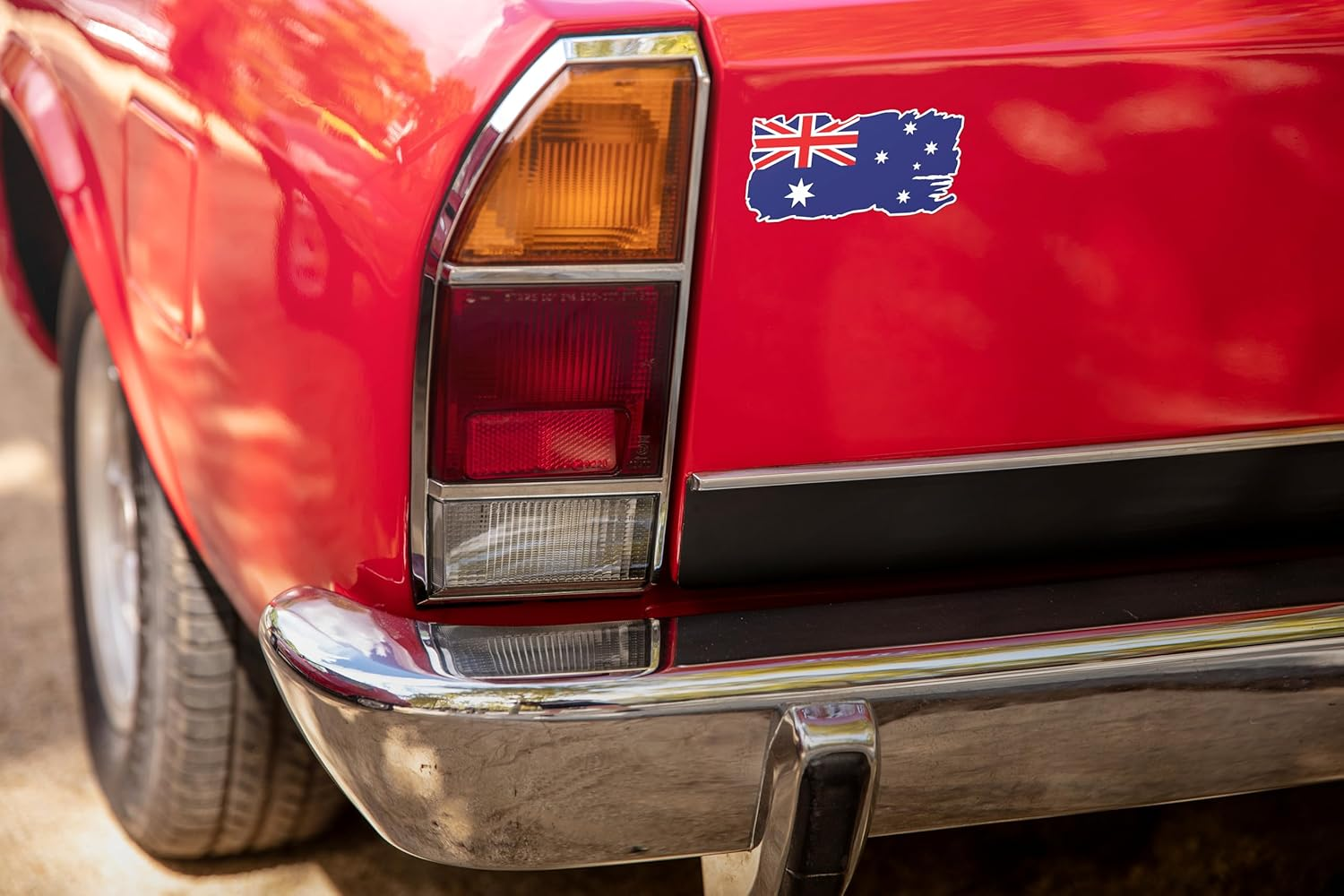 Distressed Australian Flag Car Sticker &ndash; 150X77Mm Weatherproof Vinyl Decal &ndash; Bubble-Free, Peel & Stick &ndash; Aussie Pride Rustic Flag for Cars, Utes, Laptops, Windows &ndash; Australian Made image number 5