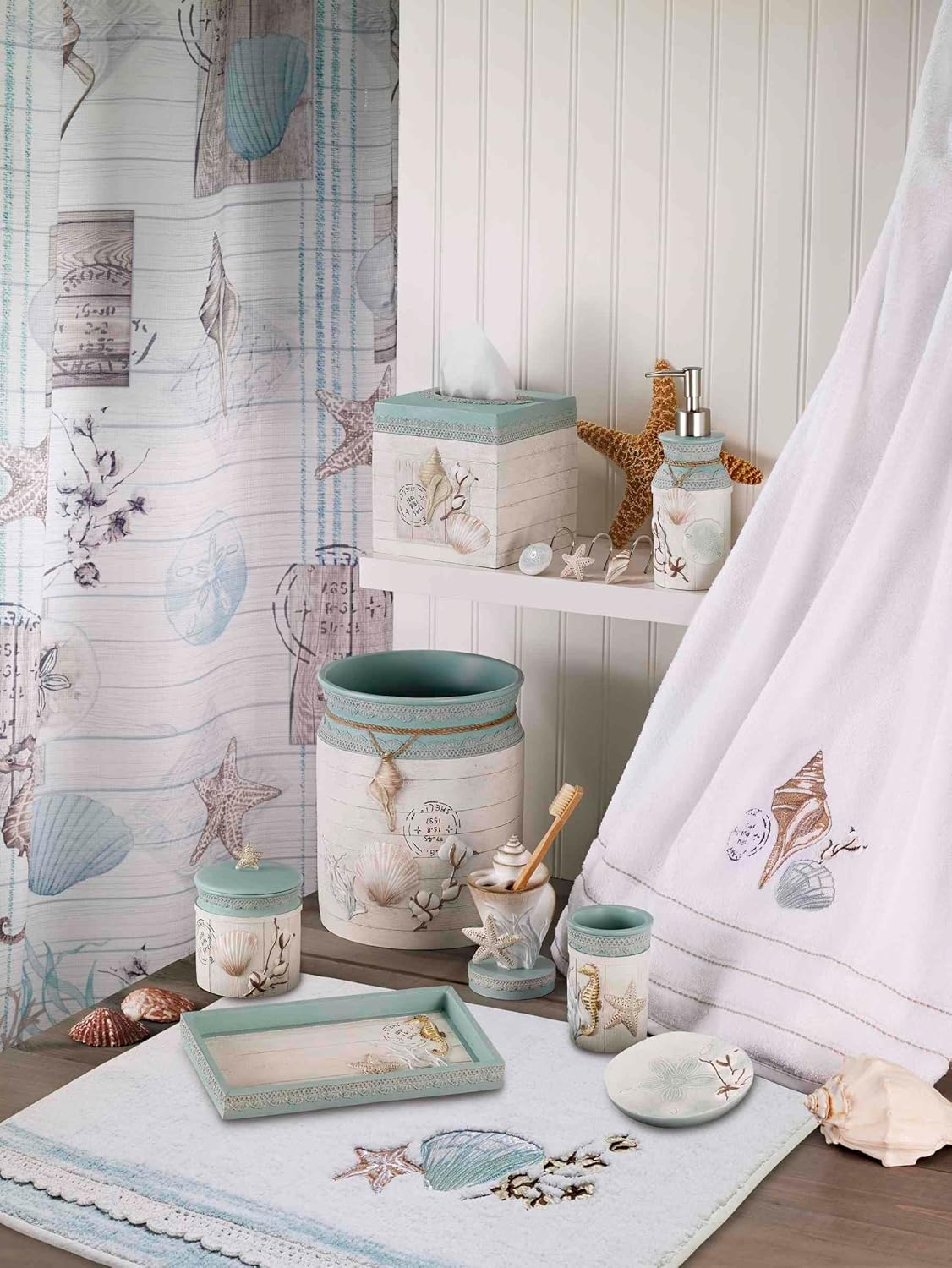 Avanti Linens - Soap Dispenser/Lotion Pump, Hand Painted Design, Farmhouse Chic Home Decor (Farmhouse Shell Collection) image number 3