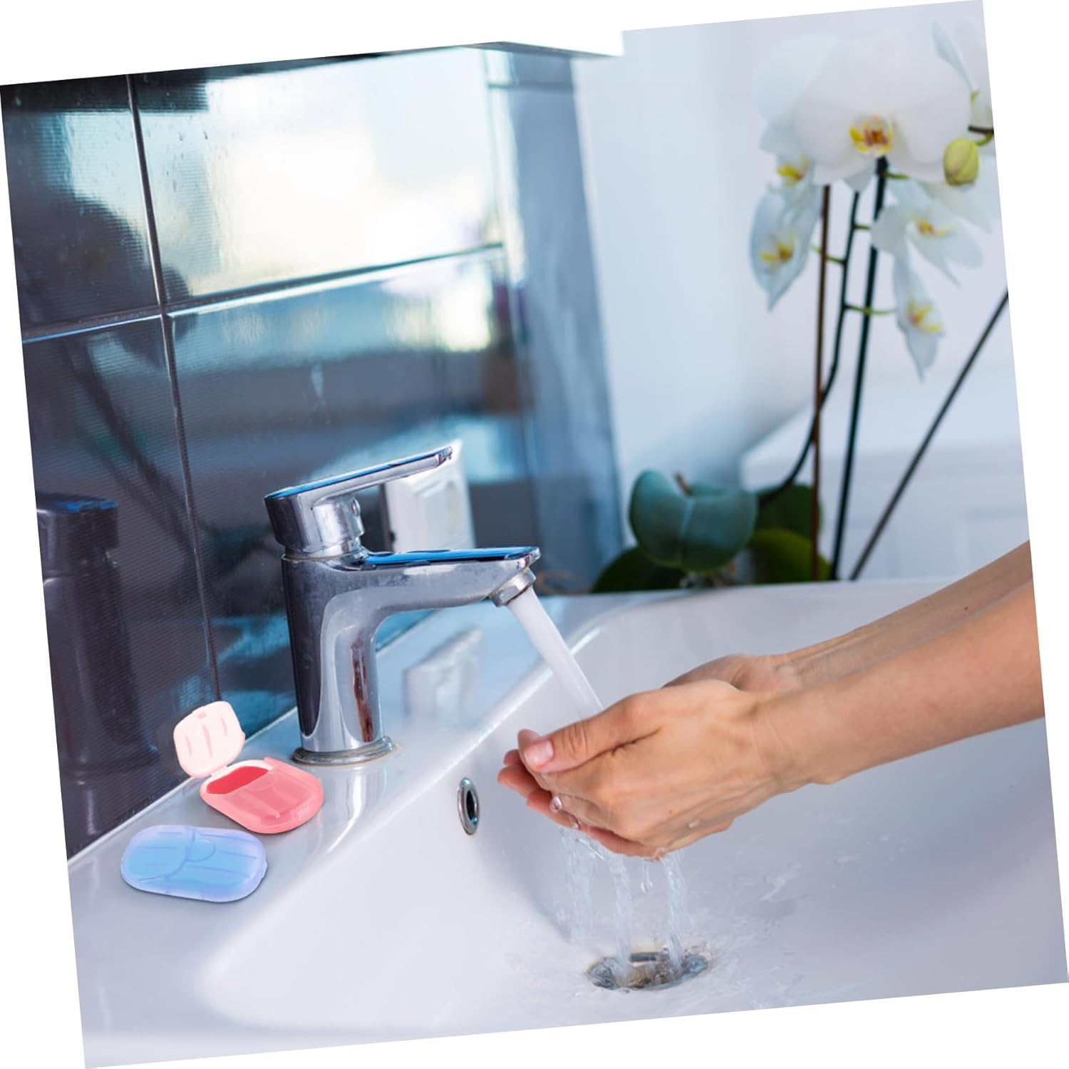 Abaodam 120Sheets Portable Travel Soap Foaming Paper Soaps for Camping Hiking with Milk Scents Convenient Outdoor image number 4