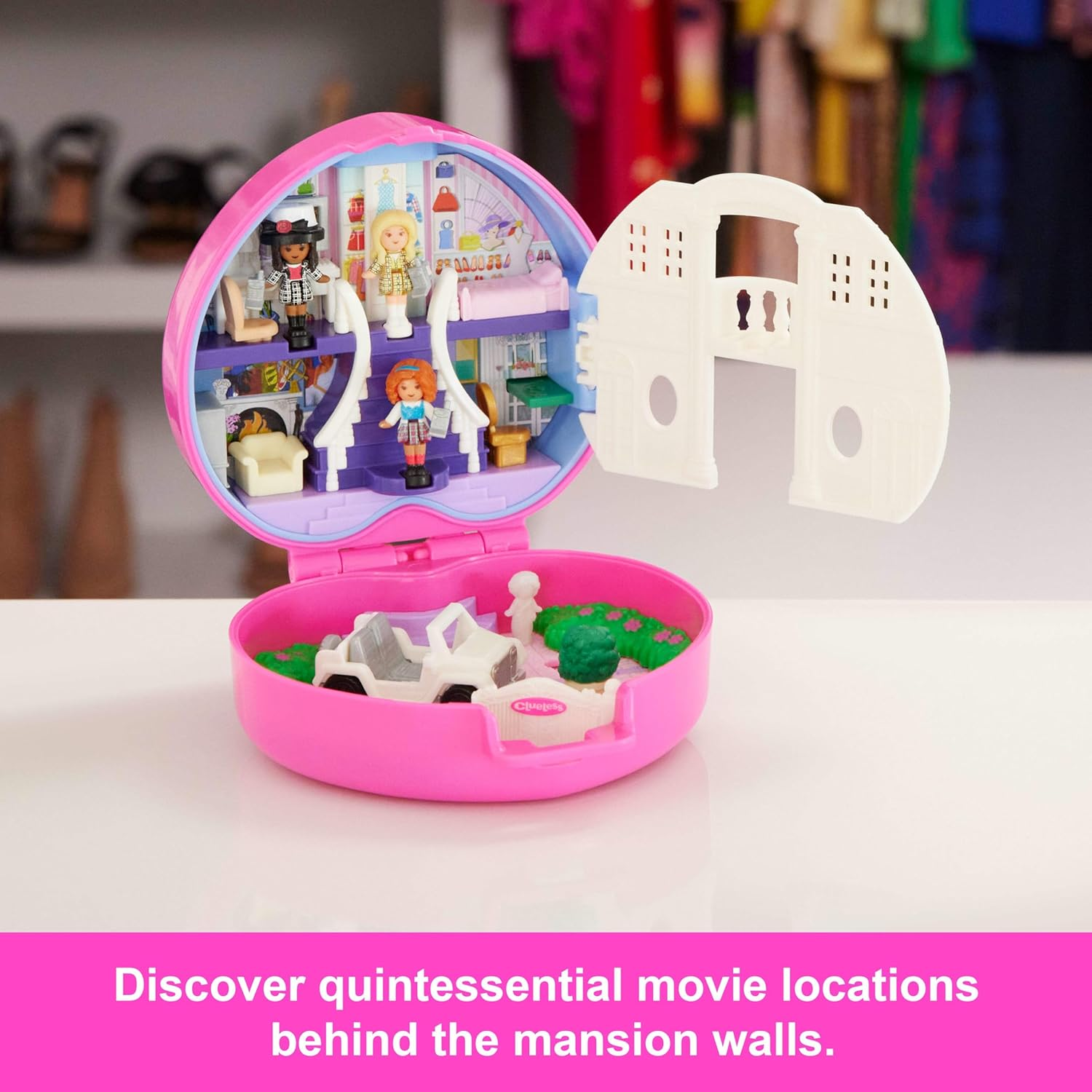 Polly Pocket X Clueless Collector Compact, Micro Dolls and Playset, 5 Themed Accessories Including Toy Car, Cher, Dionne, & Tai image number 4