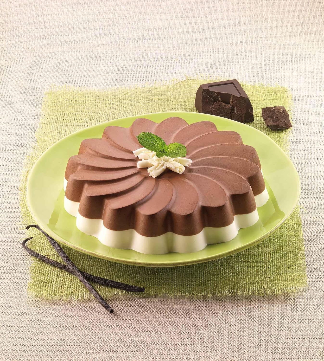 Silikomart Silicone Classic Collection Cake Pan, Flower image number 4