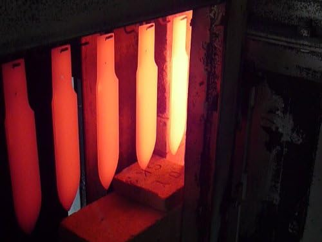 NISAKU NJP650 the Original Hori Hori Namibagata Japanese Stainless Steel Weeding Knife, 7.25-Inch Blade image number 2