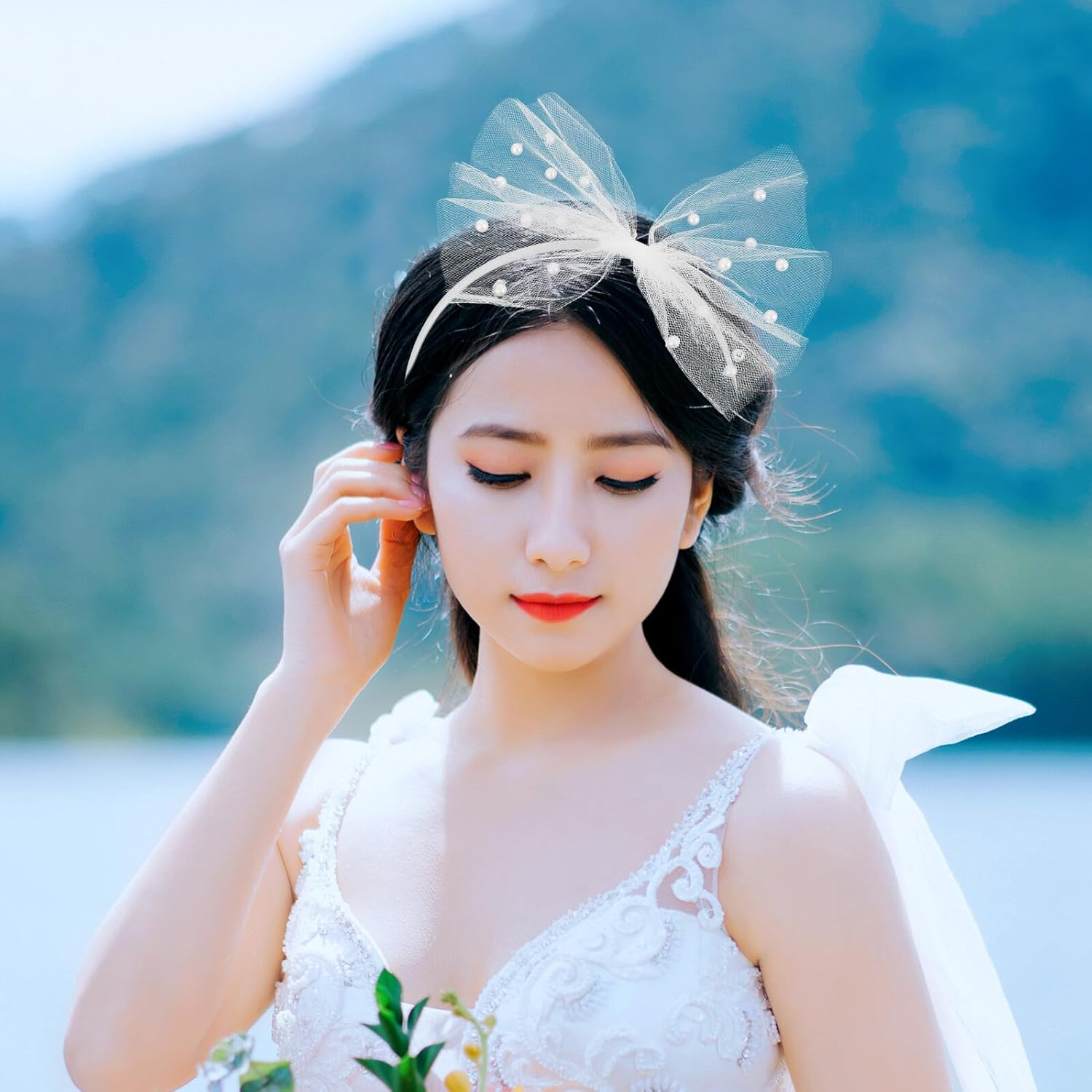LIFKOME Tulle Bowknot Hairband Bead Embellishments White Bow Headband for Women and Party Wedding Hair Accessories image number 4