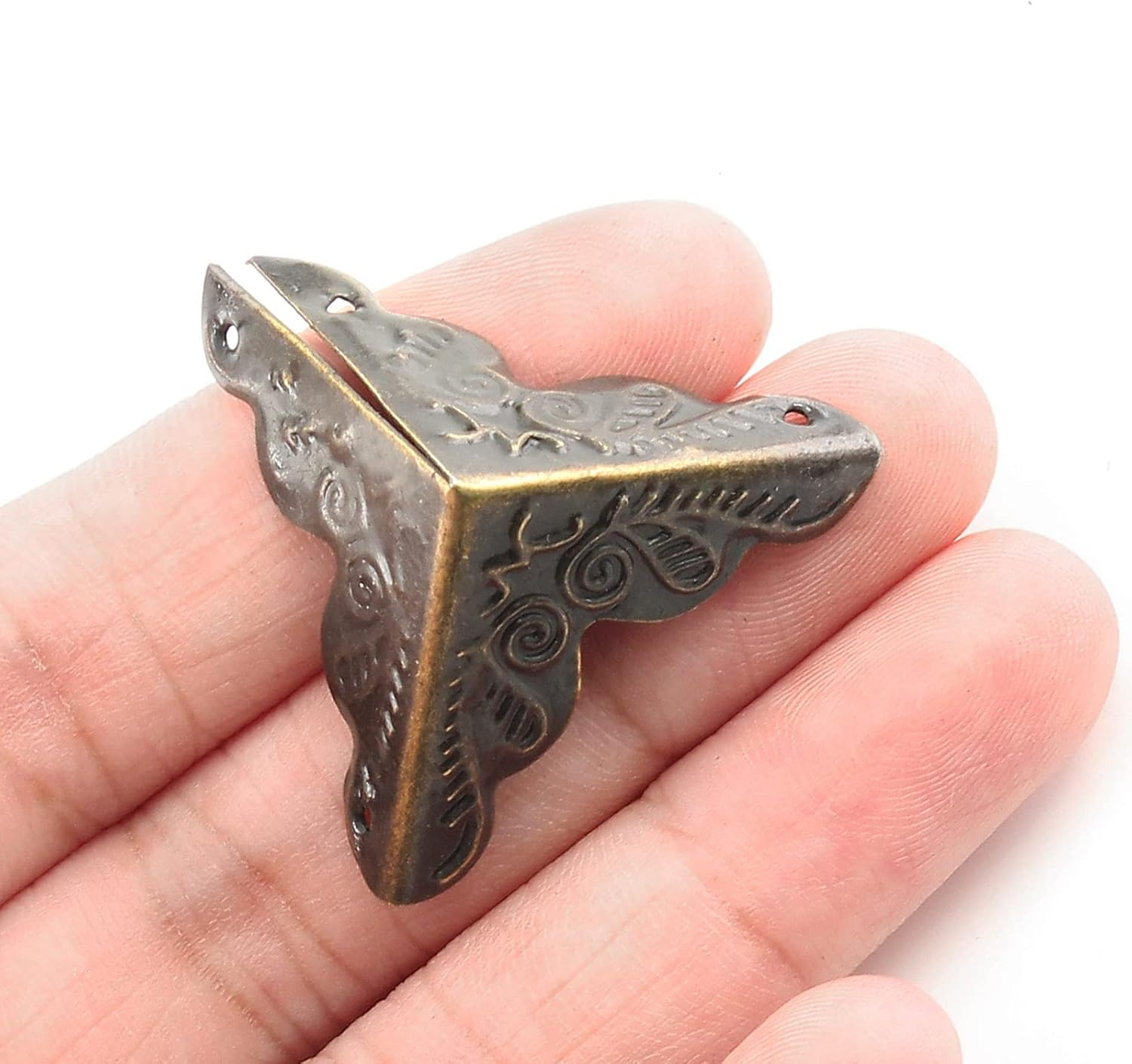 Piutouyar 48 Pcs Box Corner Protectors Metal Cabinet Corner Protectors Rattan Carved Edge Guards for Furniture Decorative with Mounting Screws, 1"X1"X1" Bronze image number 1