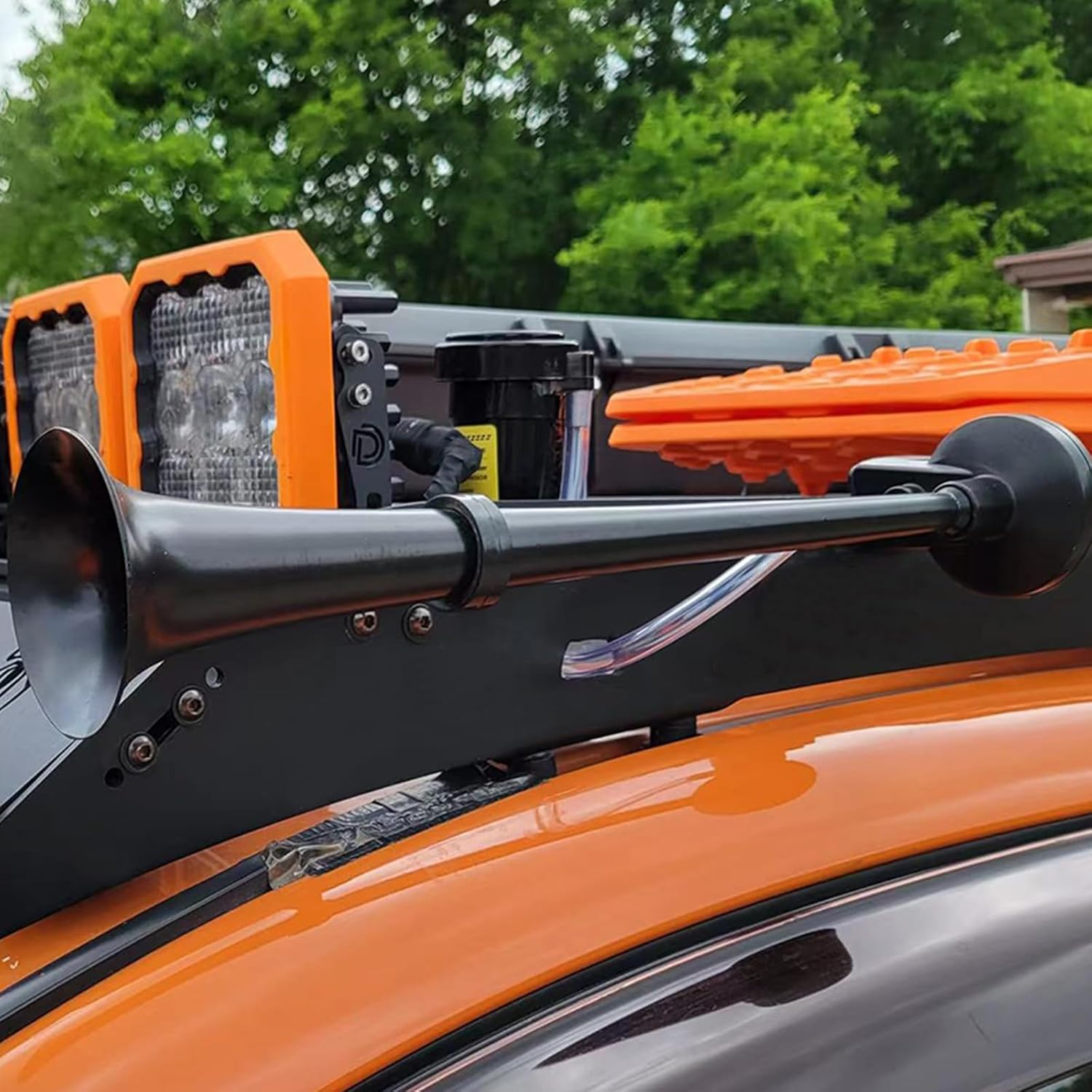 12V 150Db Air Horn, 18 Inches Chrome Zinc Single Trumpet Truck Air Horn with Compressor for Any 12V Vehicles Lorrys Trains Boats Cars (Black) image number 1