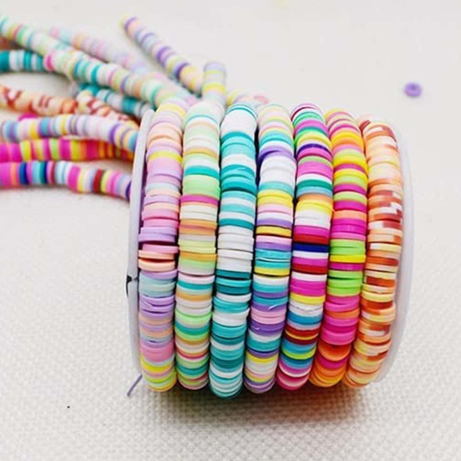 Clay Beads Bracelet Making Kits for Girls,4840 PCS Jewelry Making Kit with 4320PCS 6Mm Polymer Clay Beads, 520PCS Letter Beads, Smiley Face Beads, Charms, Gold Spacer Beads, Pearls for Kids Adults image number 5