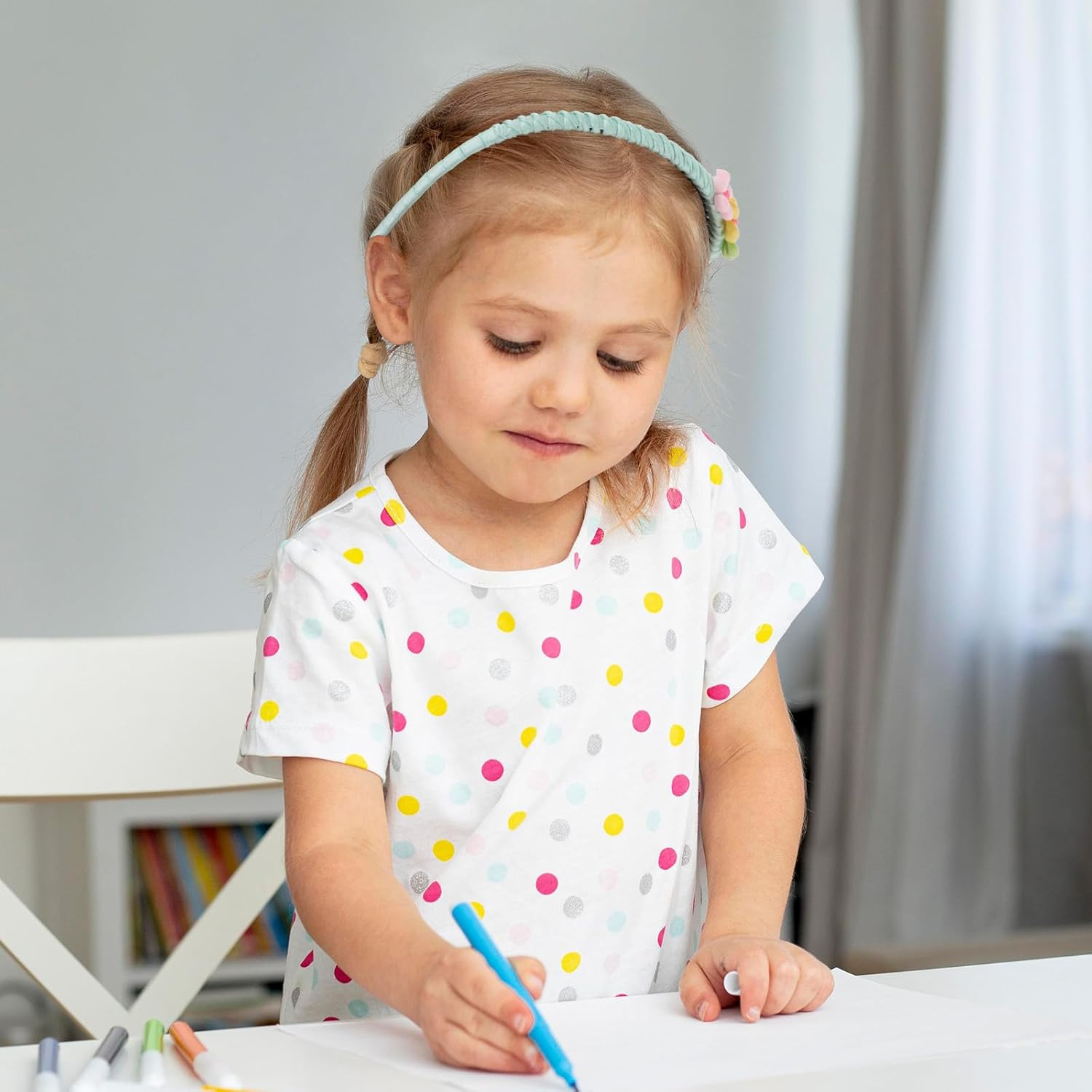 COMNICO Plastic Headbands, 3Pcs Non-Slip Headbands with Teeth Colorful Heart Flower Head Bands for Kids Cute Hair Comb Head Bands image number 1