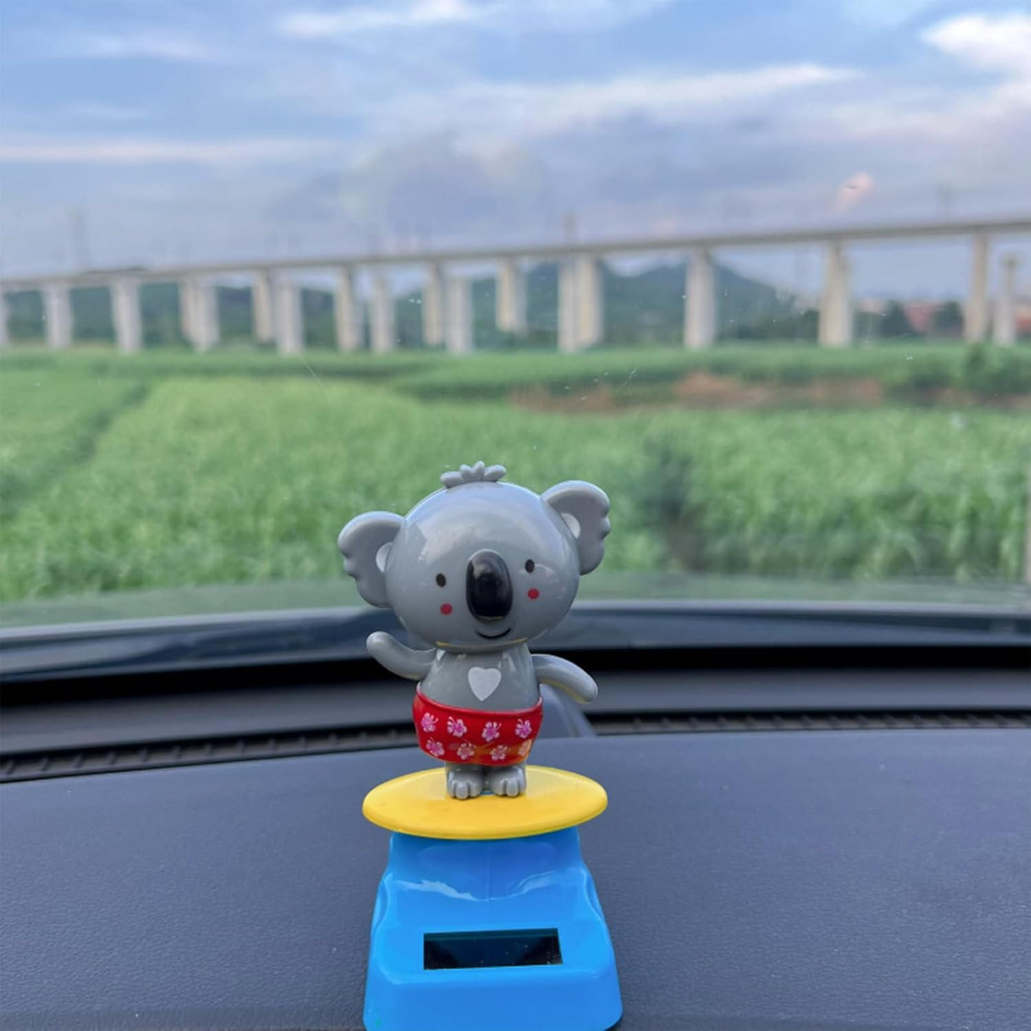 Solar Dancing Figure - Shaking Car Ornament - Solar Powered Dancing Figures Decoration,Koala Shape S Haking Head Decor, Automotive Interior Decoration for Sedan Vehicle Truck image number 2