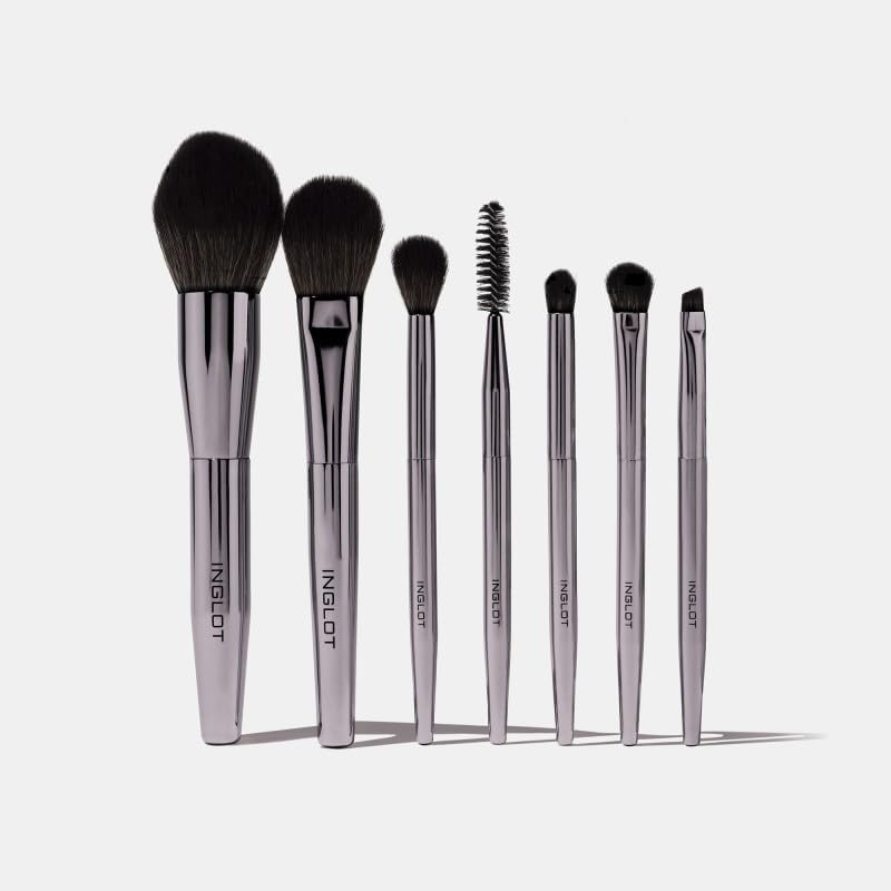 Makeup Brushes Set in a Case - Complete Set in Elegant Case | Precise Make-Up Application in All Conditions | Ideal for Face and Eye Make-Up image number 1