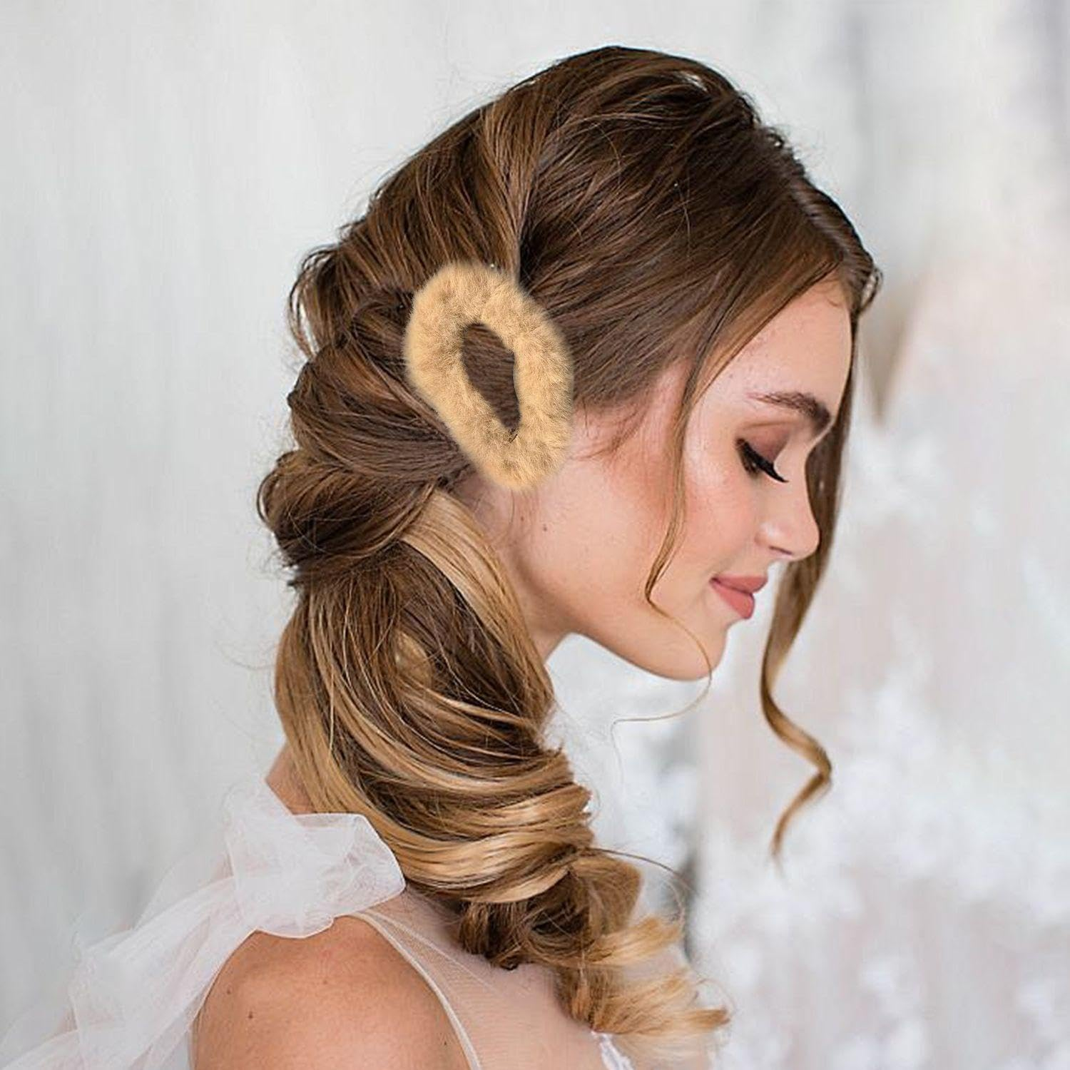 4 Pieces Multi-Coloured Hair Clips, 4 Pieces Plush Hair Clips, Matte Hair Clips, Rectangular Shark Clips, Creative and Cute Accessories and Personalised Trendy Hair Accessories. image number 4