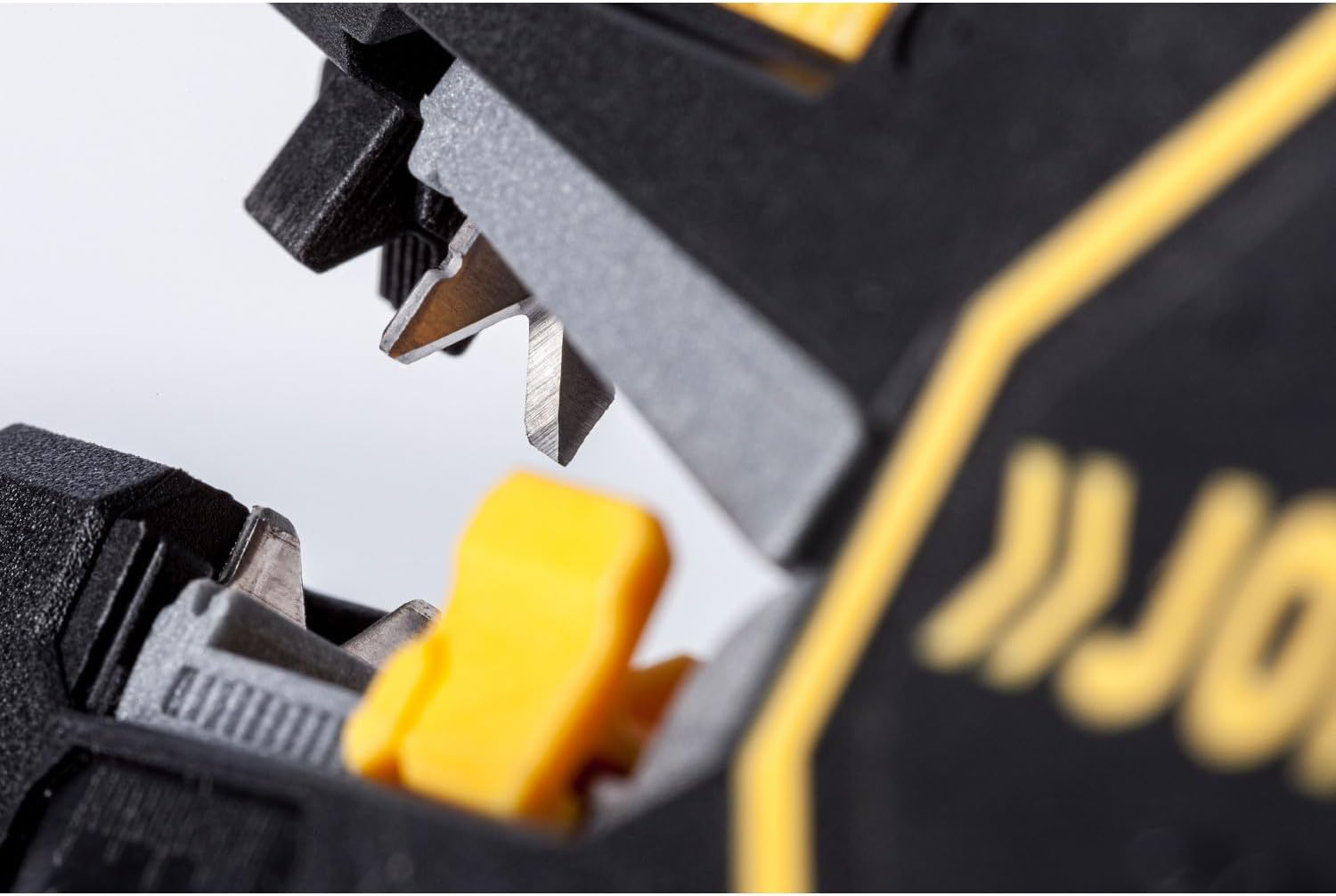 Jokari Secura 2K Auto Wire Stripper (0.2-6Mm) image number 4