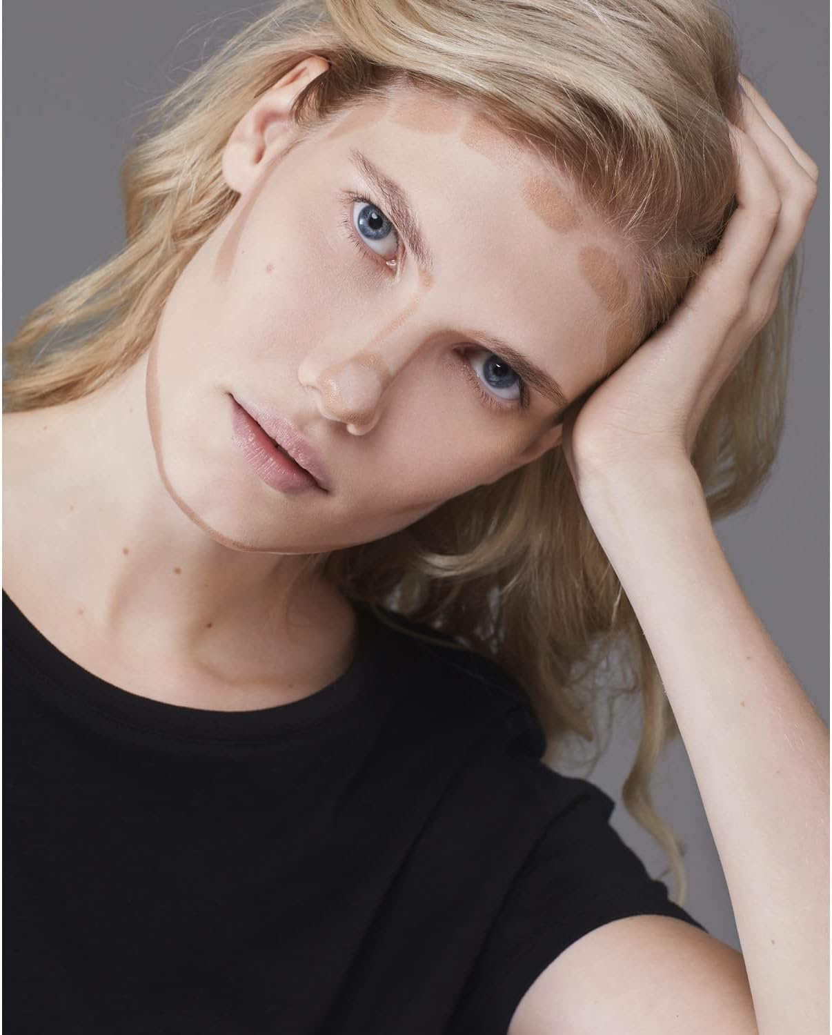 L'Or&eacute;al Paris Infallible Foundation Stick 190 Golden Beige image number 1