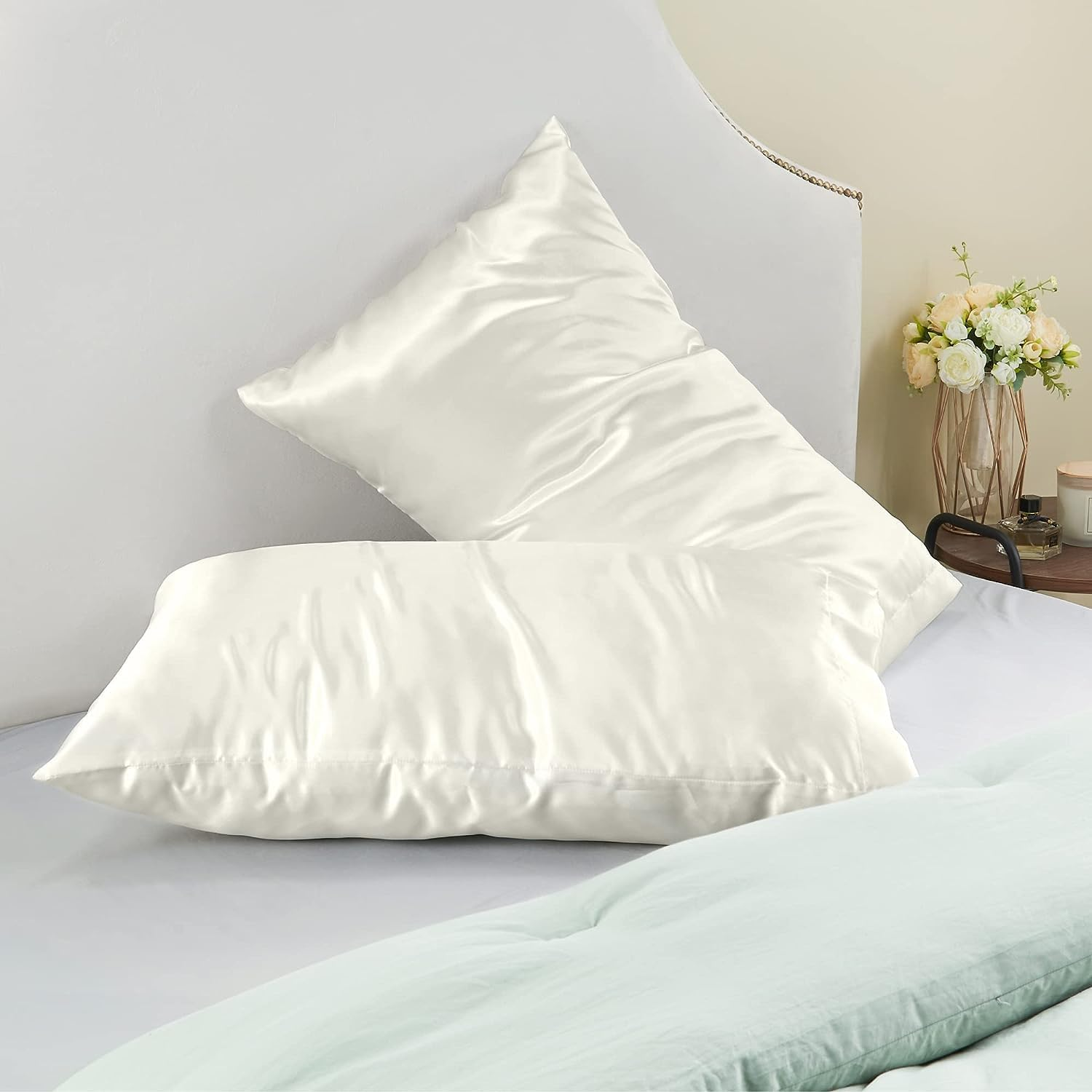 Silk Pillow Pases 2 Pack - Satin Silk Pillowcases with Envelope Style, Soft Smooth Cooling Natural Silk Pillow Cover for Women Men-(48X74Cm) image number 2