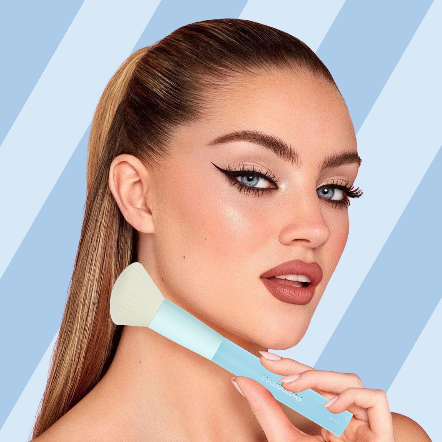 LULUCOLORS 18-Piece Light Blue Professional Makeup Brush Set &ndash; Translucent Rubberized Handles, Soft Synthetic Bristles for Face & Eye Makeup &ndash; Includes Travel Bag & Sponges,Complete Brush Collection - 18 Pcs Multicolor image number 4