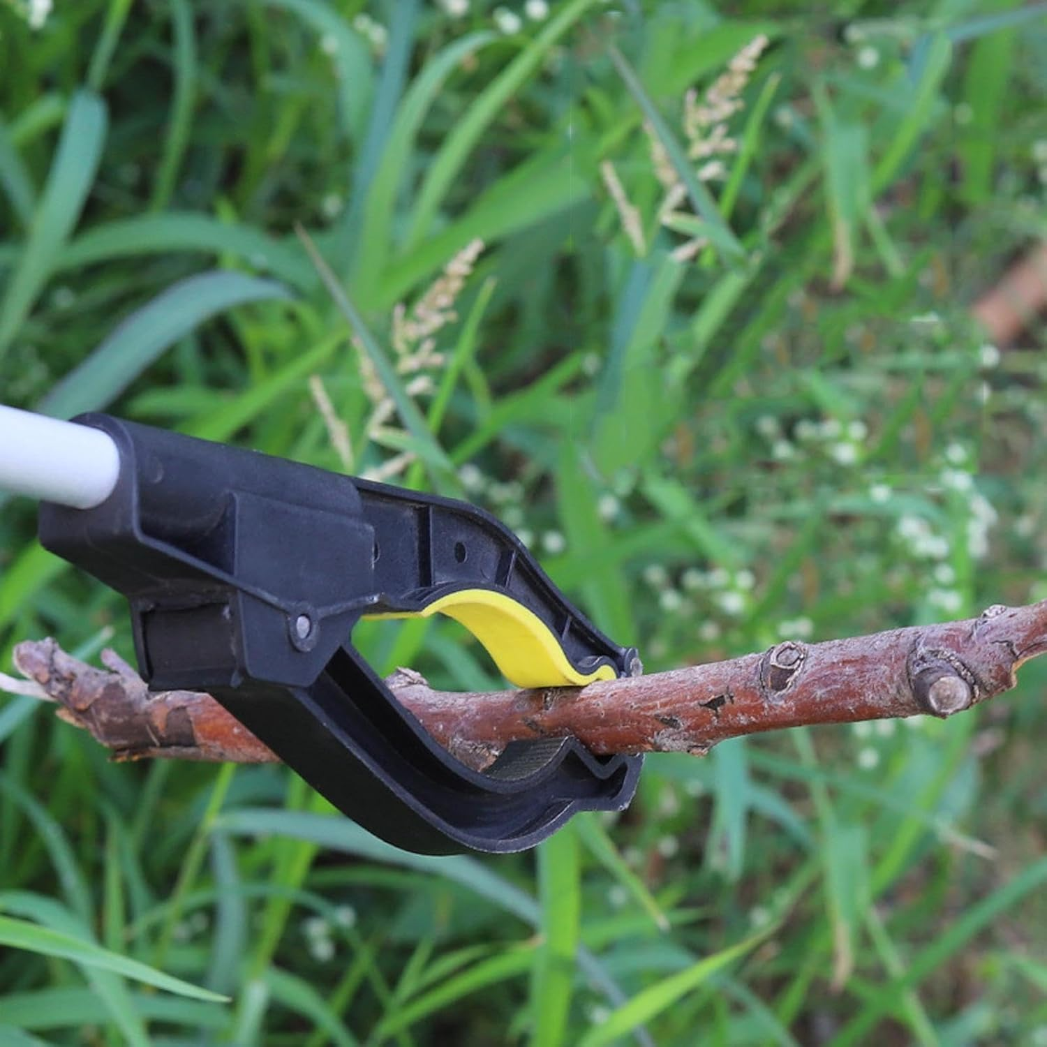 Grabber Reacher Tool Trash Picker Multifunctional Ergonomic Claw Litter Pick up Tool Garbage Clamp for Lawn Elderly Top Shelf image number 5