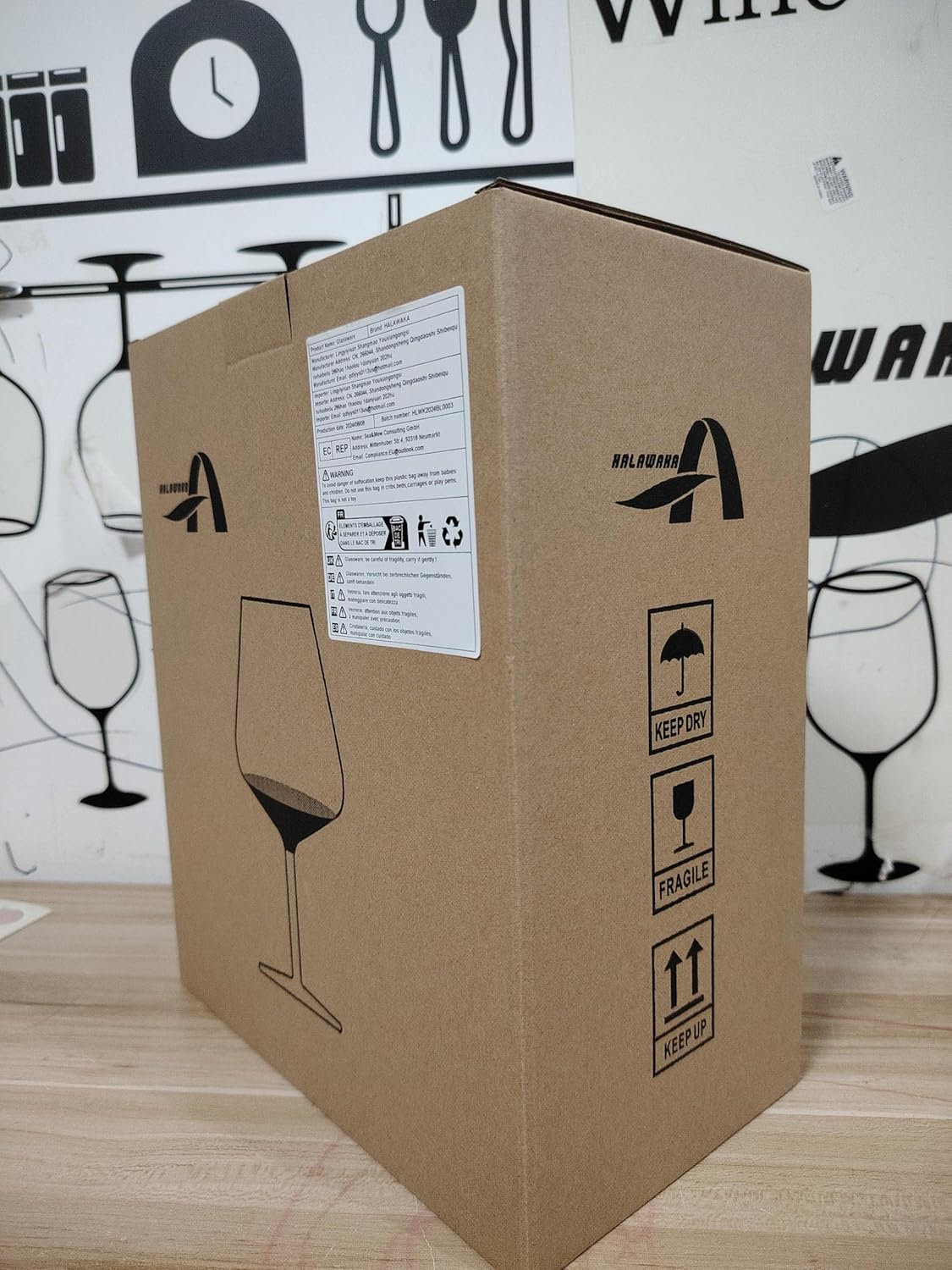 HALAWAKA Lead-Free Crystal Concave Bottom Red Wine Glasses Goblet（2Pc) - Black Bow Tie Crystal Wine Glass Champagne Glasses Bordeaux Cocktail Glass Cup