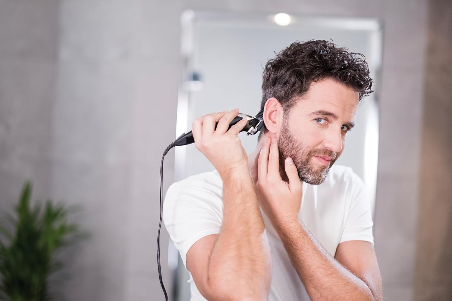 Wahl 09243-2616 Homepro Hair Trimmer image number 5