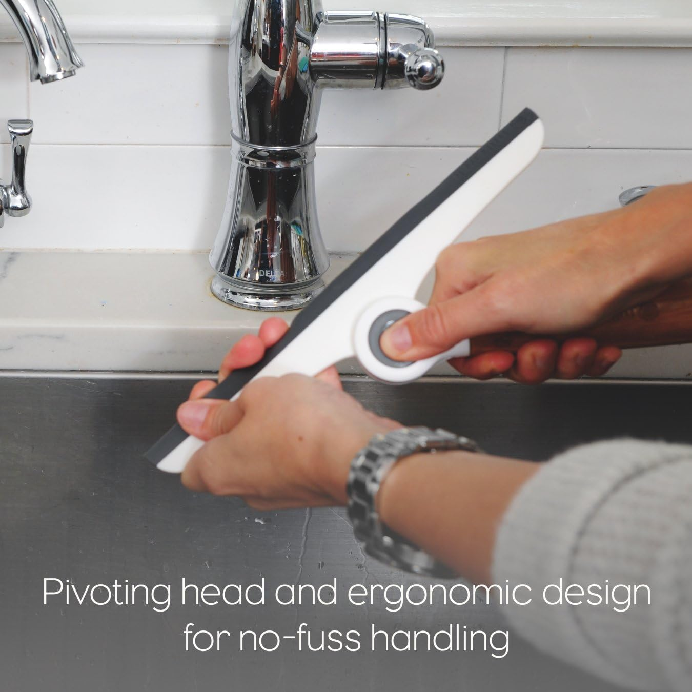 Full Circle Wipe Out Pivoting Squeegee, White