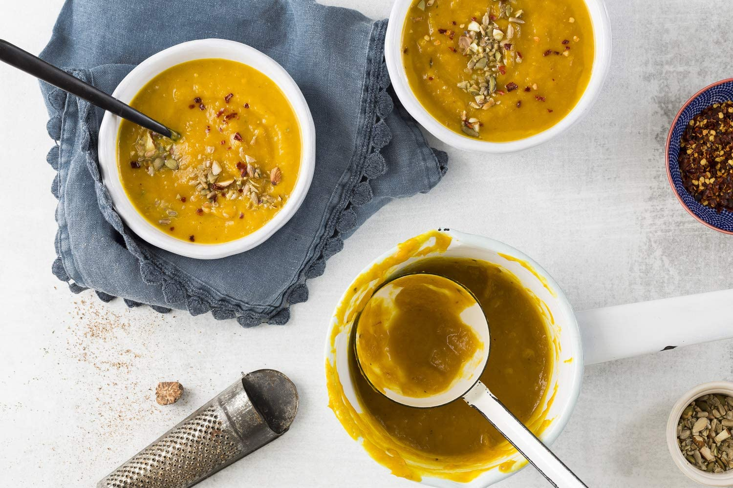 Spice & Co Whole Nutmeg 6 Pieces image number 3