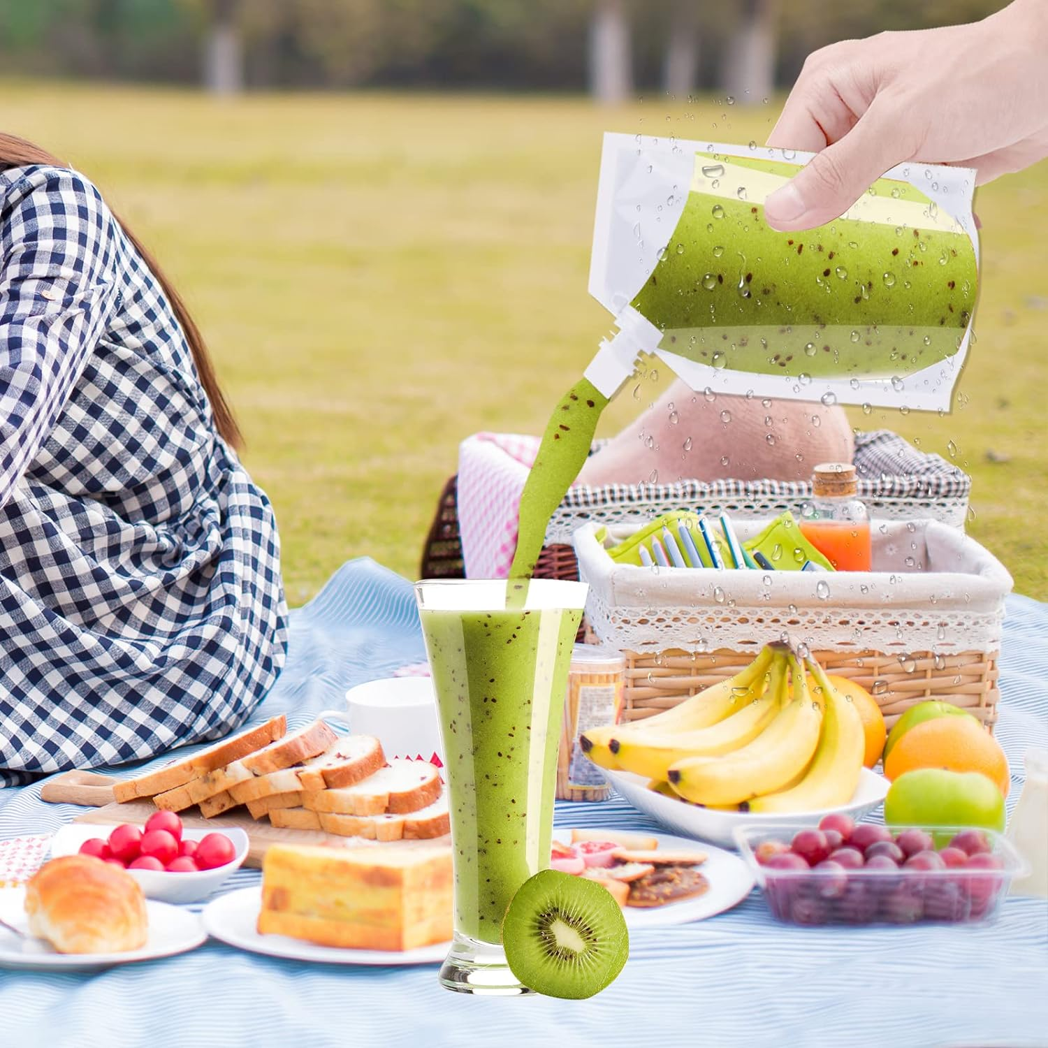 10PCS Drinks Flasks,Reusable Hip Flask with Spout,Liquor Pouch Drink Pouches for Festivals Hide Alcohol,Juice, Sneak Booze, Liquor, Rum, Water-220Ml